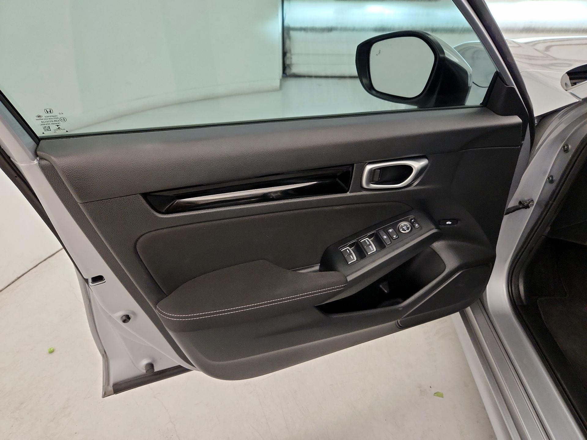 Thumbnail: 2023 Honda Civic - 12