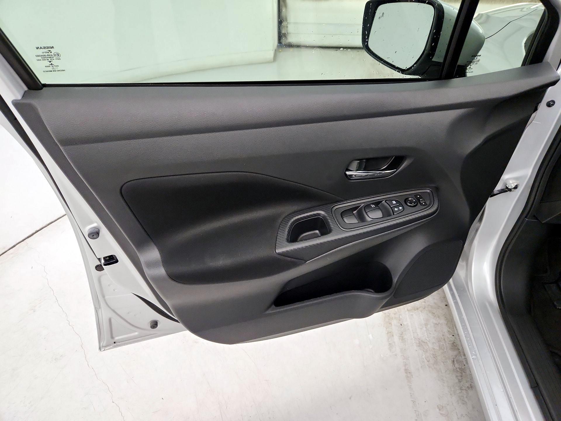 Thumbnail: 2021 Nissan Versa - 12