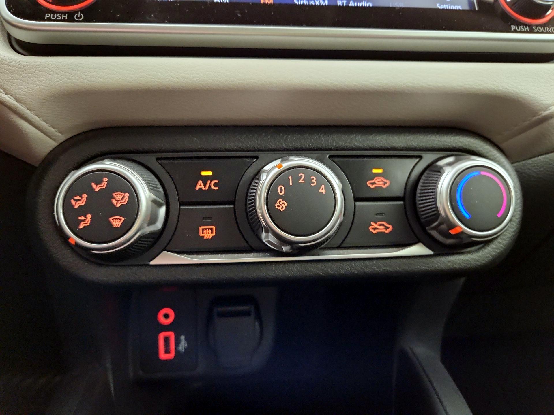 Thumbnail: 2021 Nissan Versa - 15