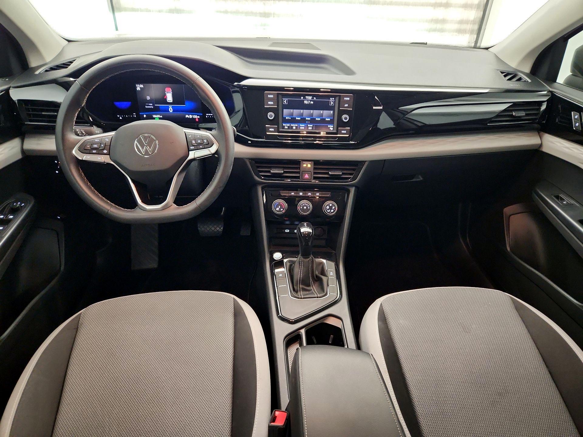 Thumbnail: 2023 Volkswagen Taos - 9