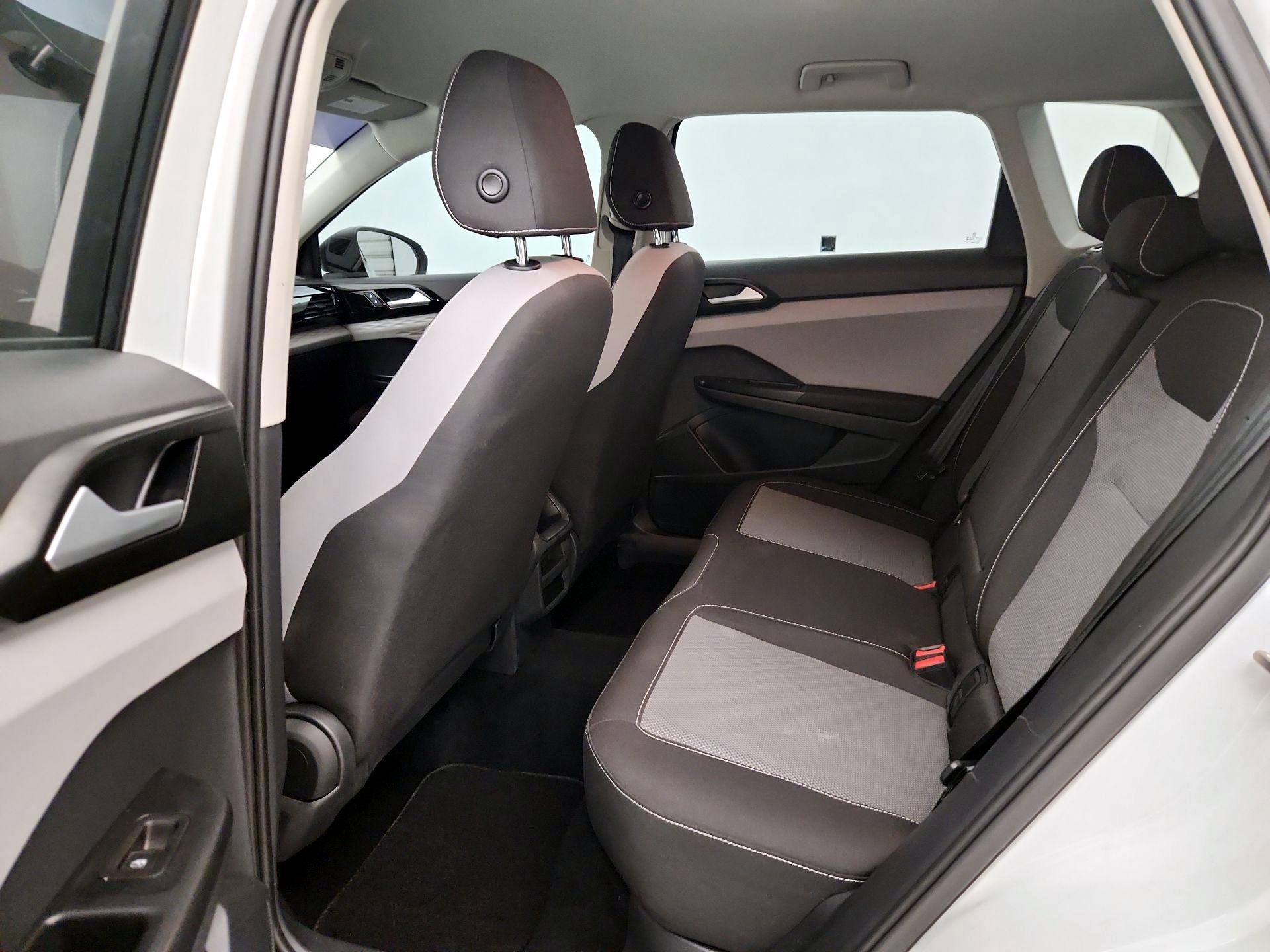 Thumbnail: 2023 Volkswagen Taos - 19