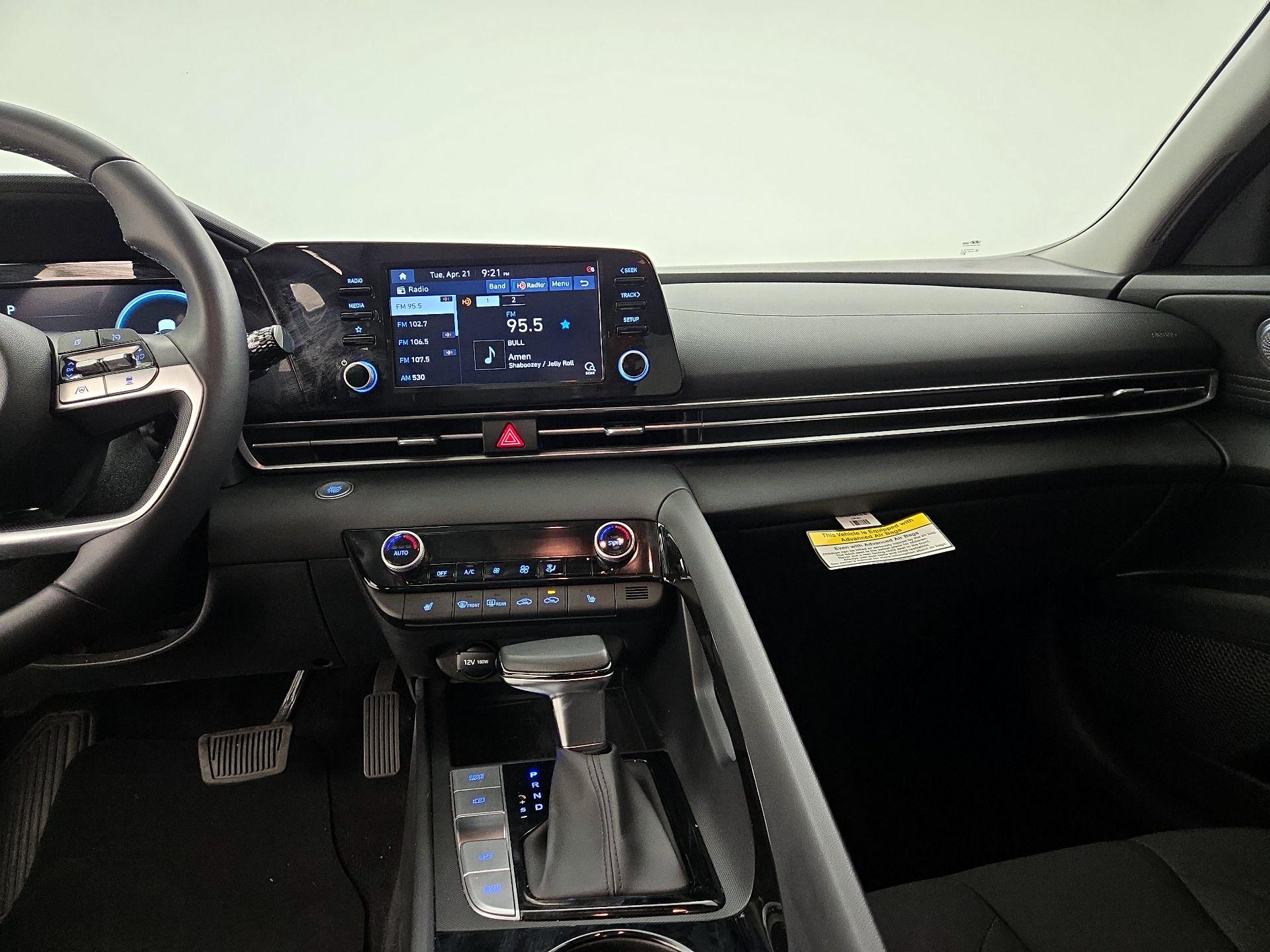 Thumbnail: 2021 Hyundai Elantra - 9