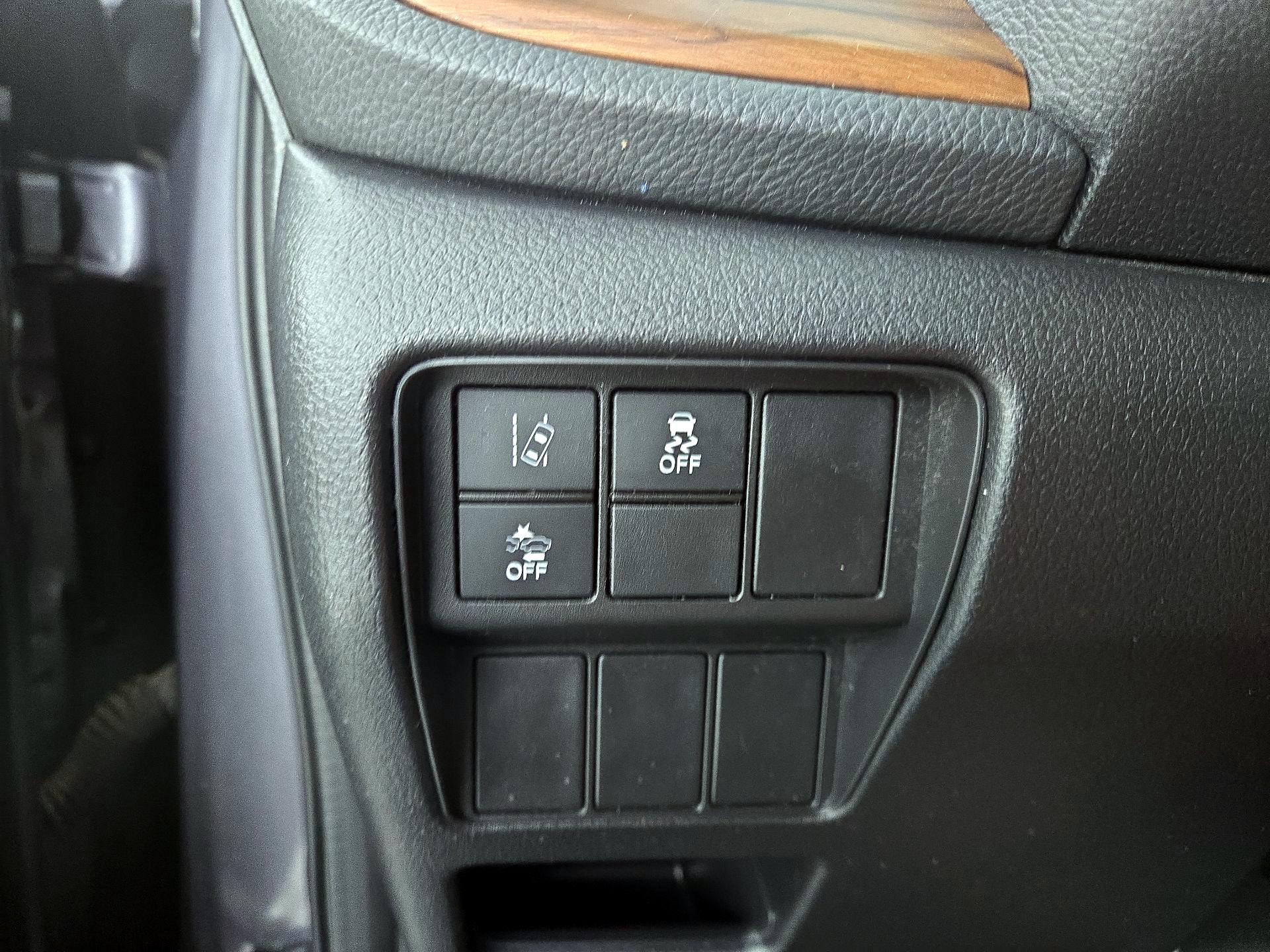 Thumbnail: 2018 Honda CR-V - 13