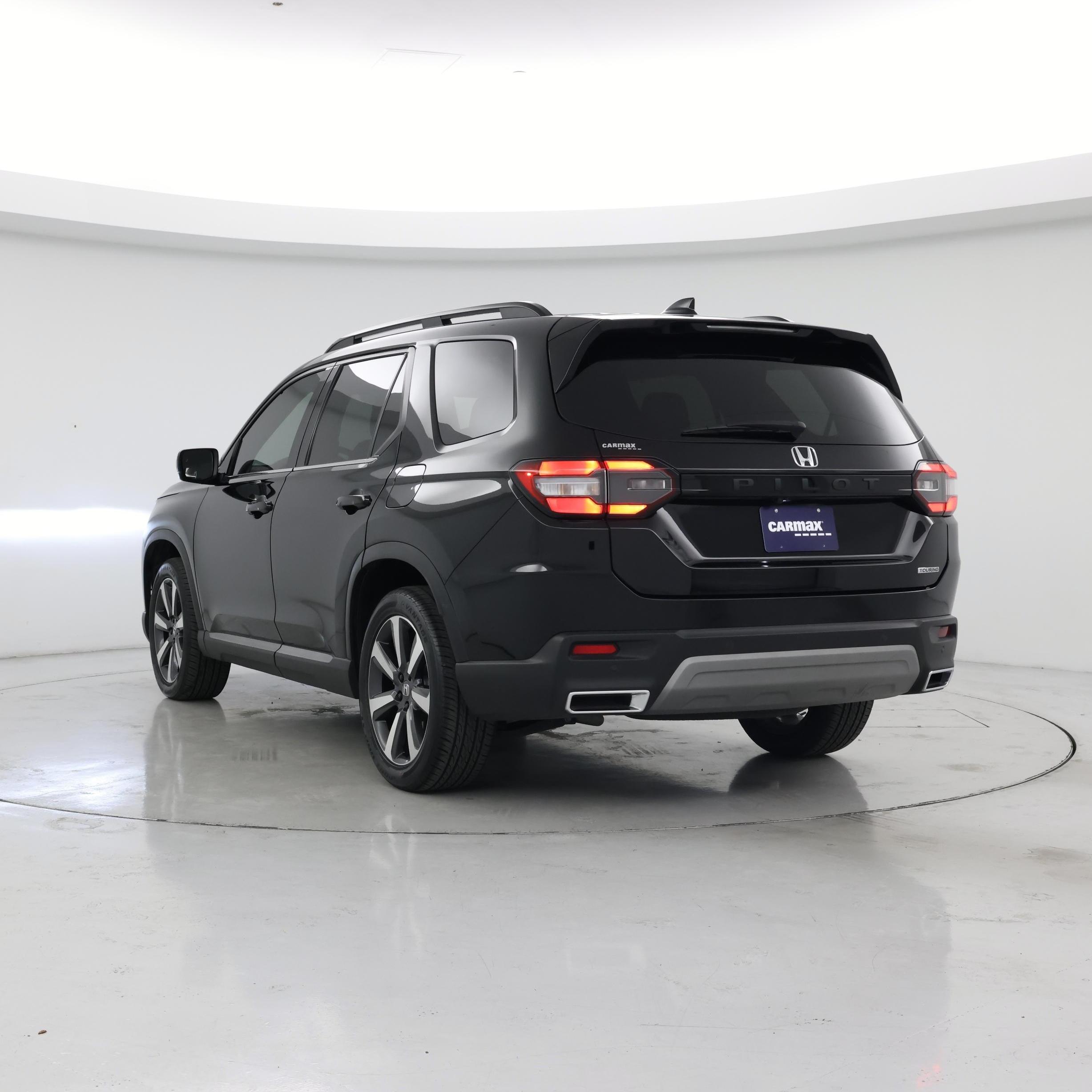 Thumbnail: 2023 Honda Pilot - 2