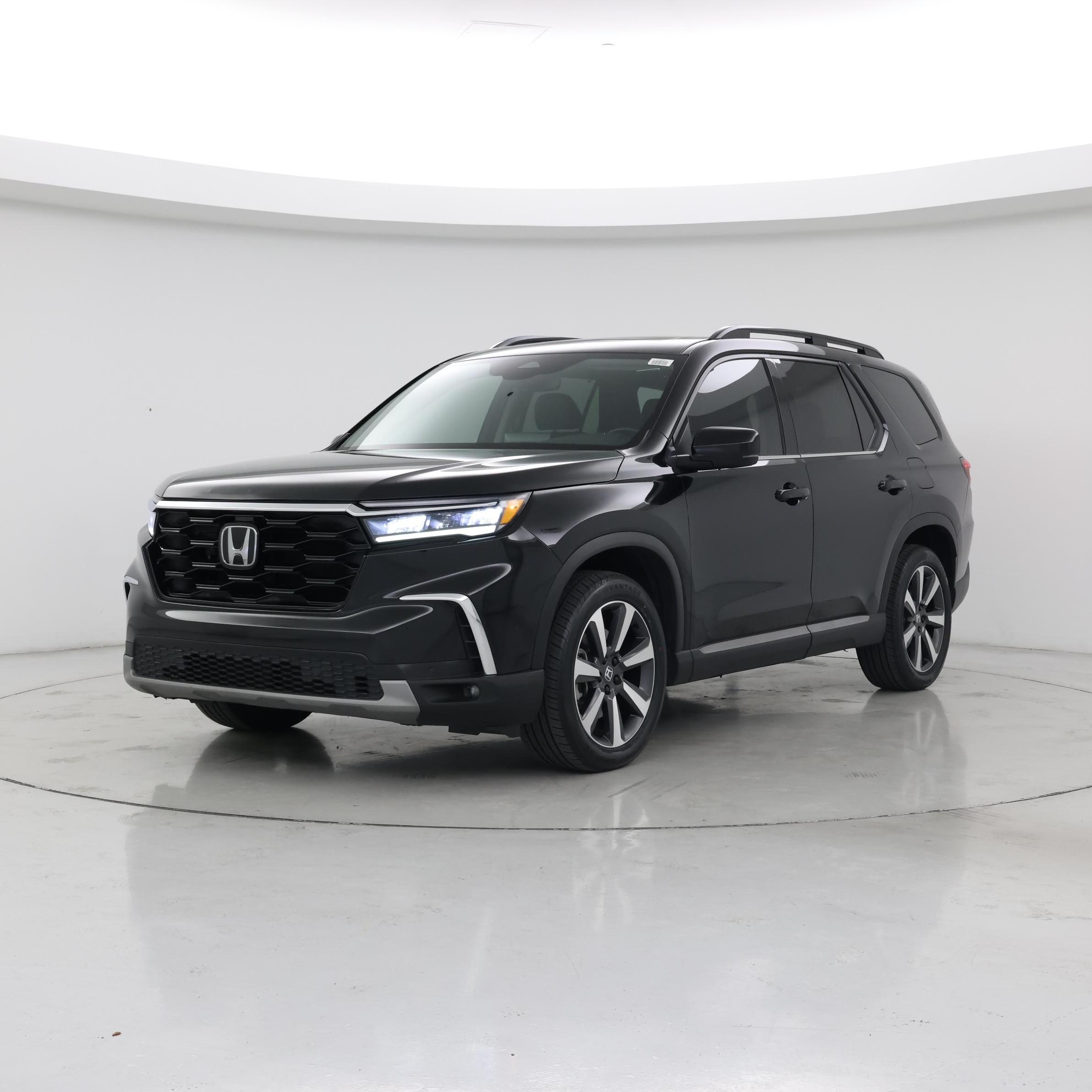 Thumbnail: 2023 Honda Pilot - 4