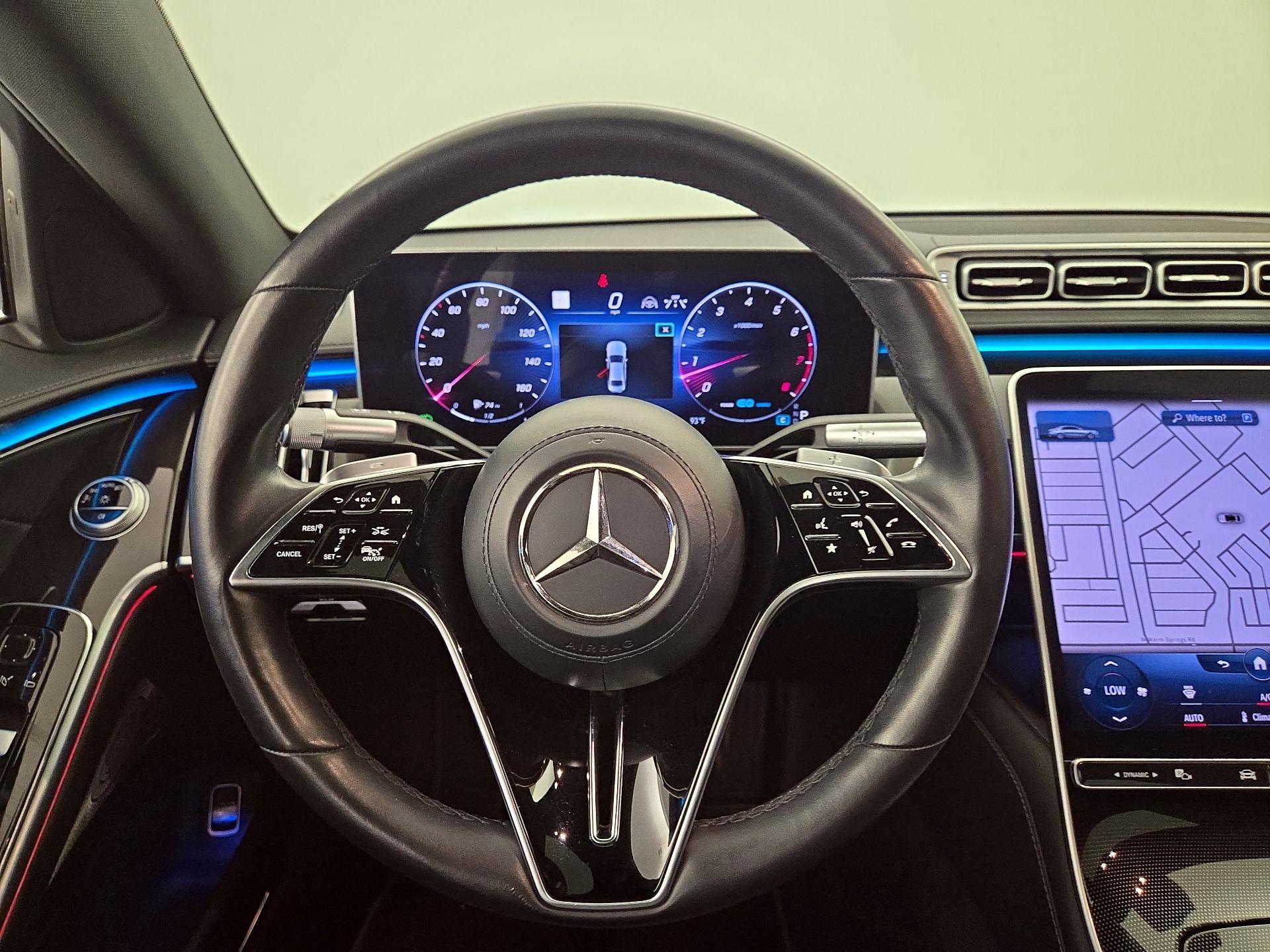 Thumbnail: 2022 Mercedes-Benz S-Class - 10