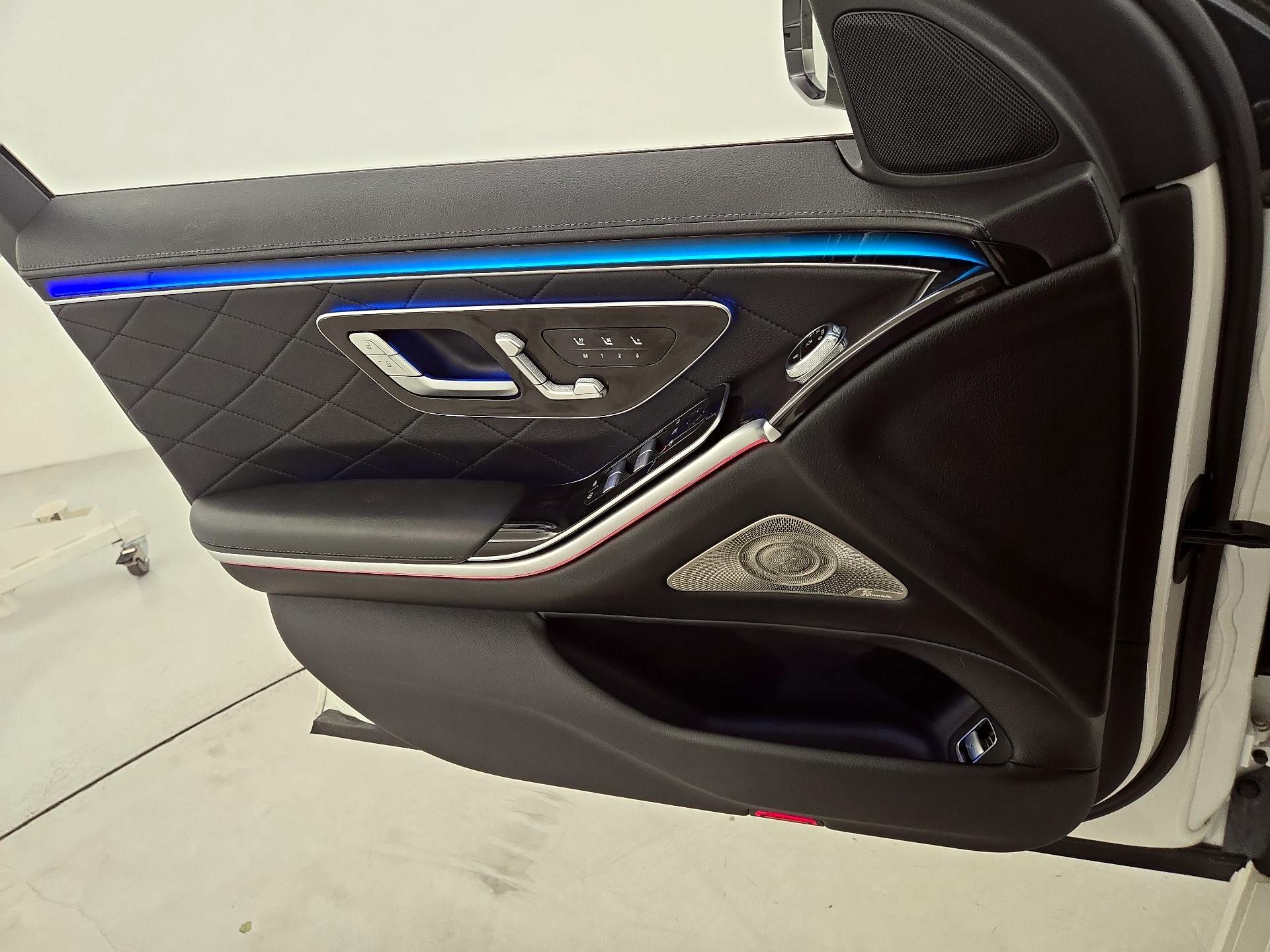 Thumbnail: 2022 Mercedes-Benz S-Class - 12