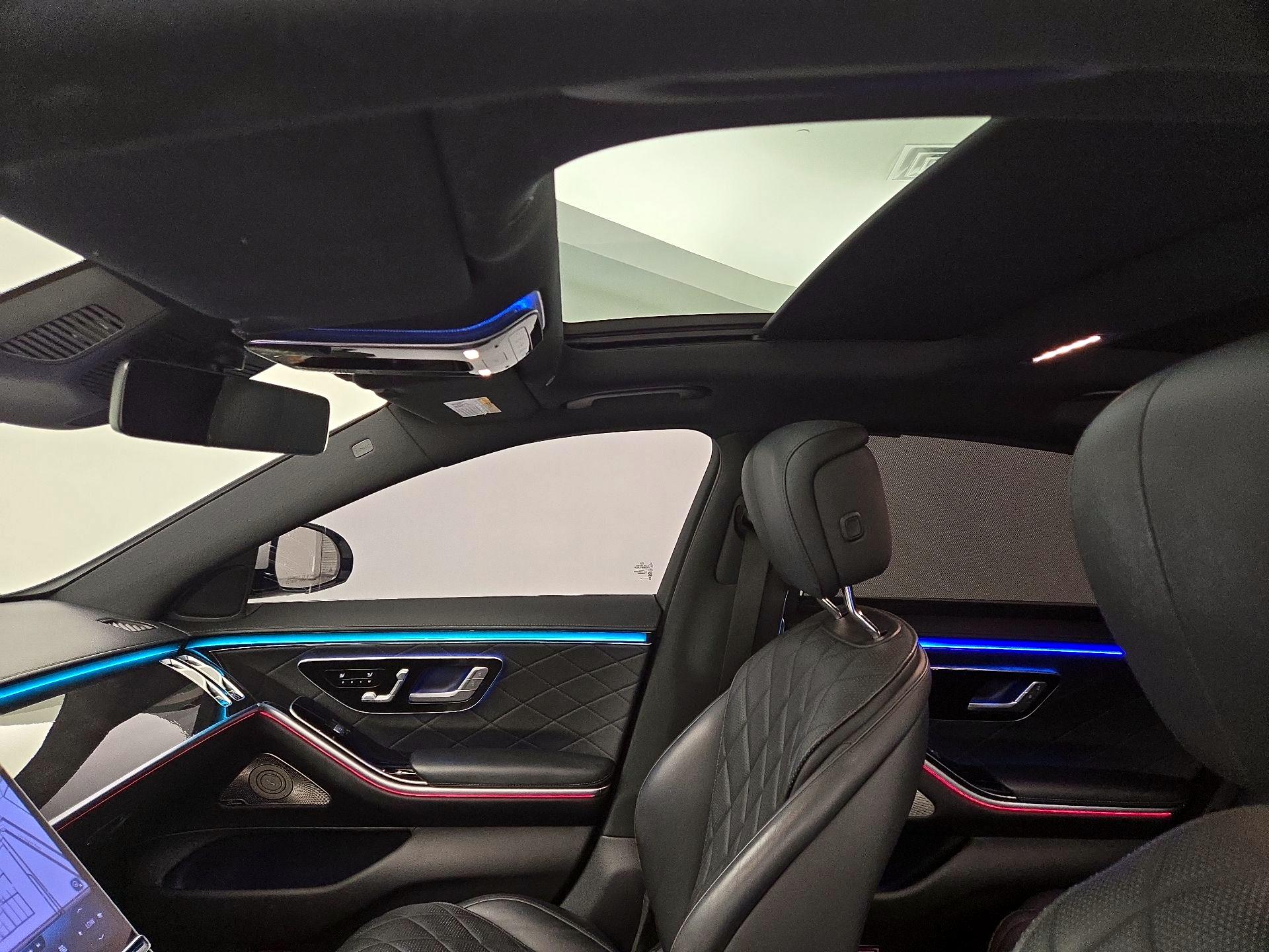 Thumbnail: 2022 Mercedes-Benz S-Class - 20