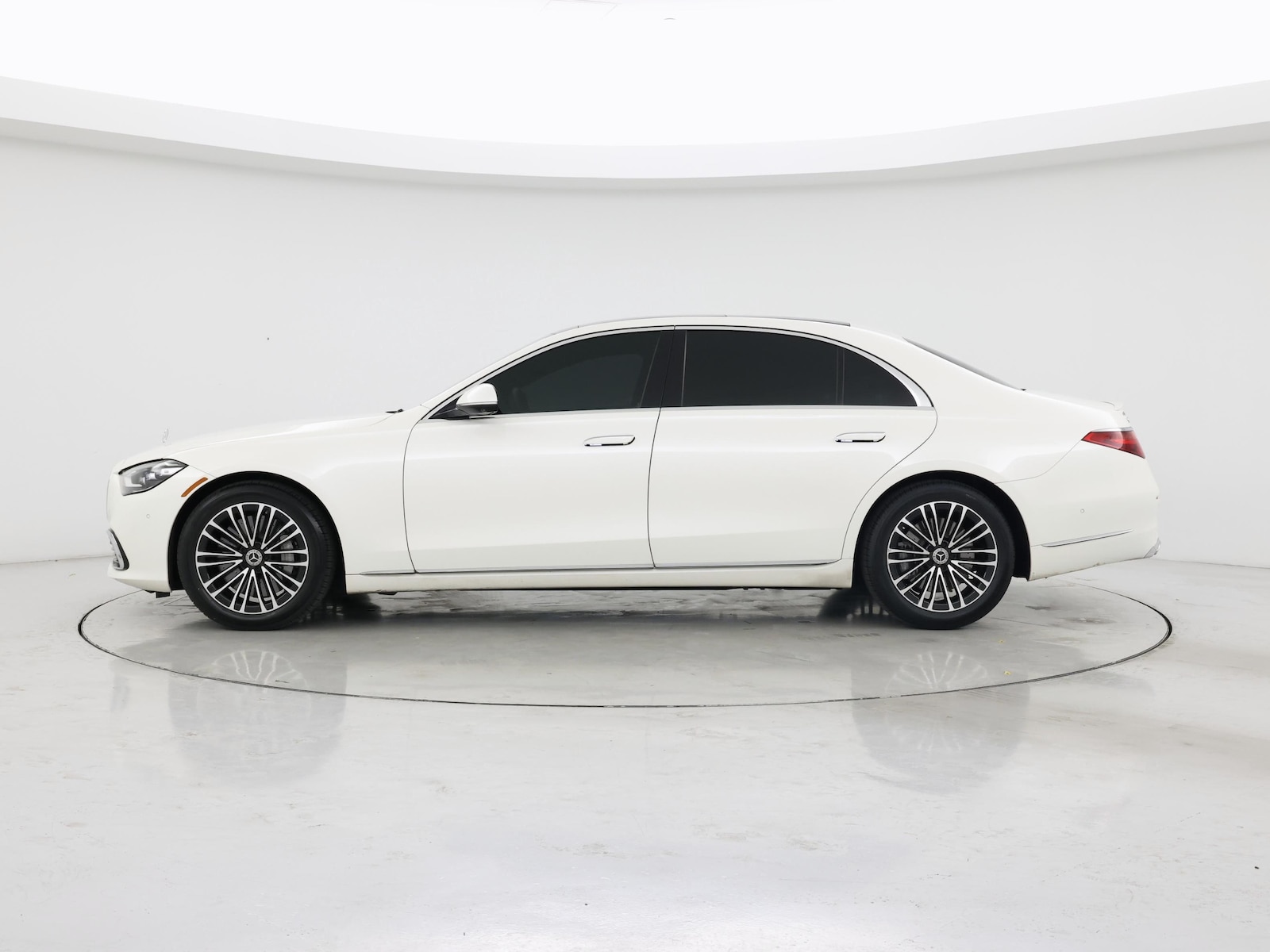 2022 Mercedes-Benz S-Class S 580 - Photo 4