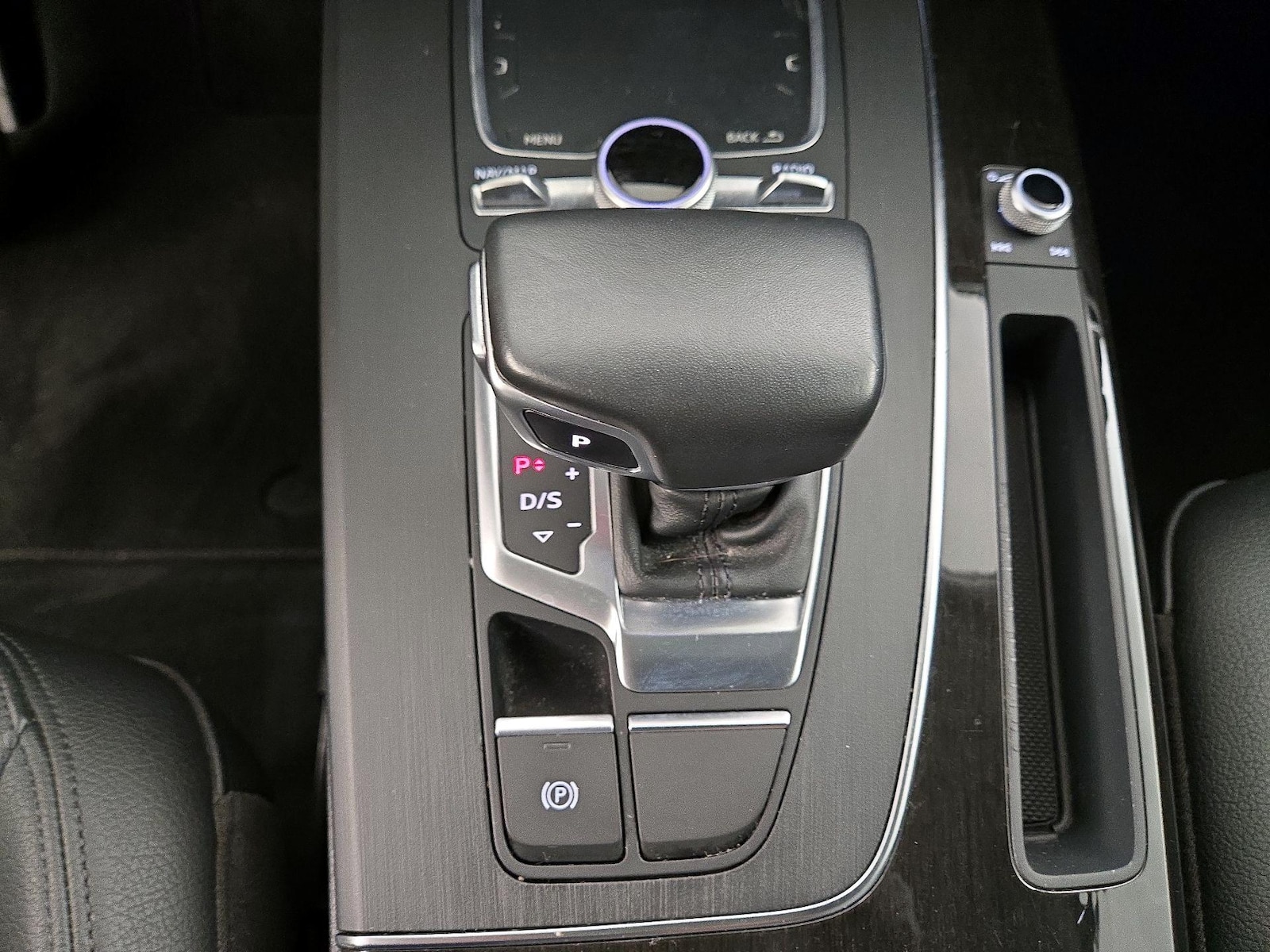 2020 Audi Q5 Premium - Photo 19