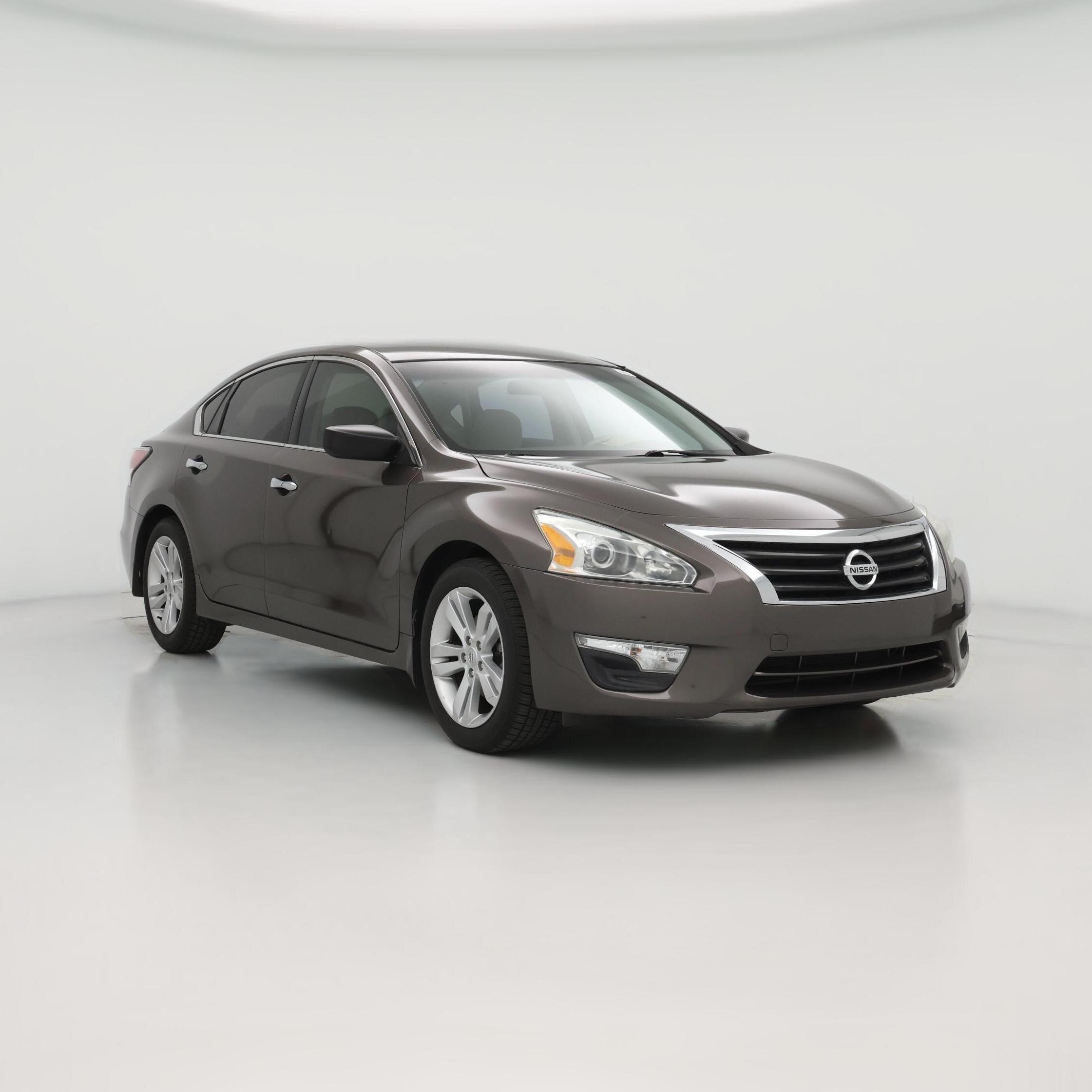 Thumbnail: 2015 Nissan Altima - 1