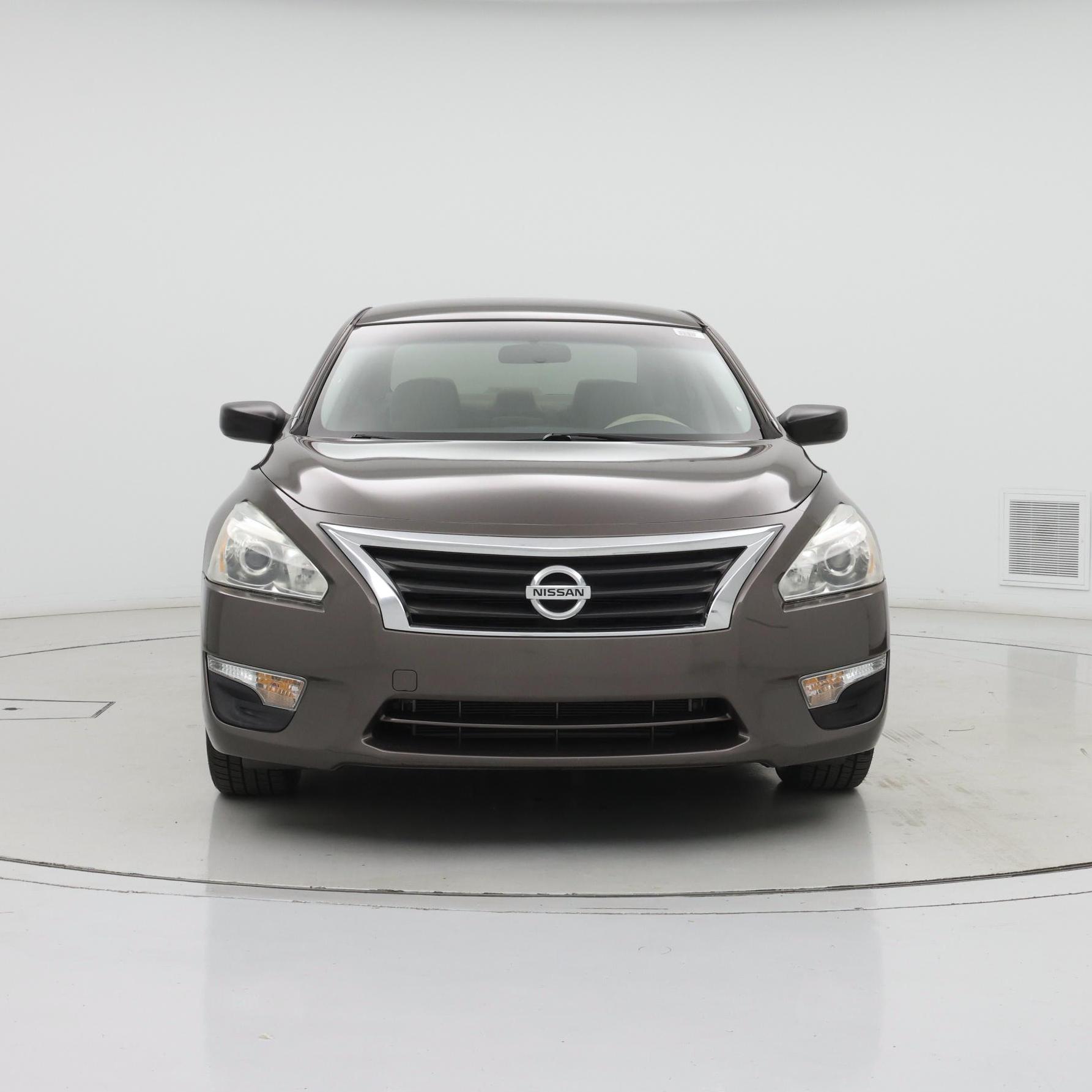 Thumbnail: 2015 Nissan Altima - 5