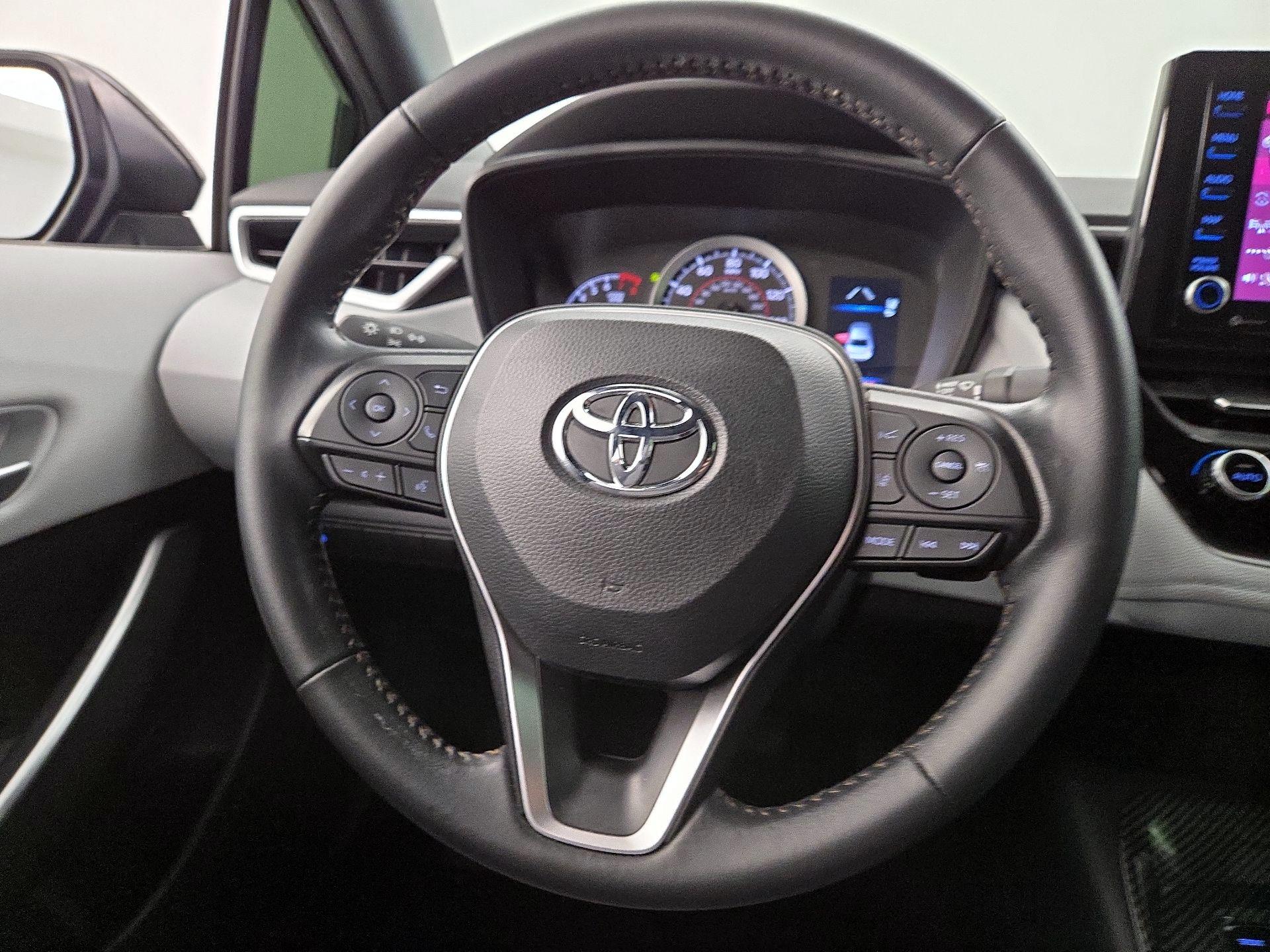 Thumbnail: 2022 Toyota Corolla - 10