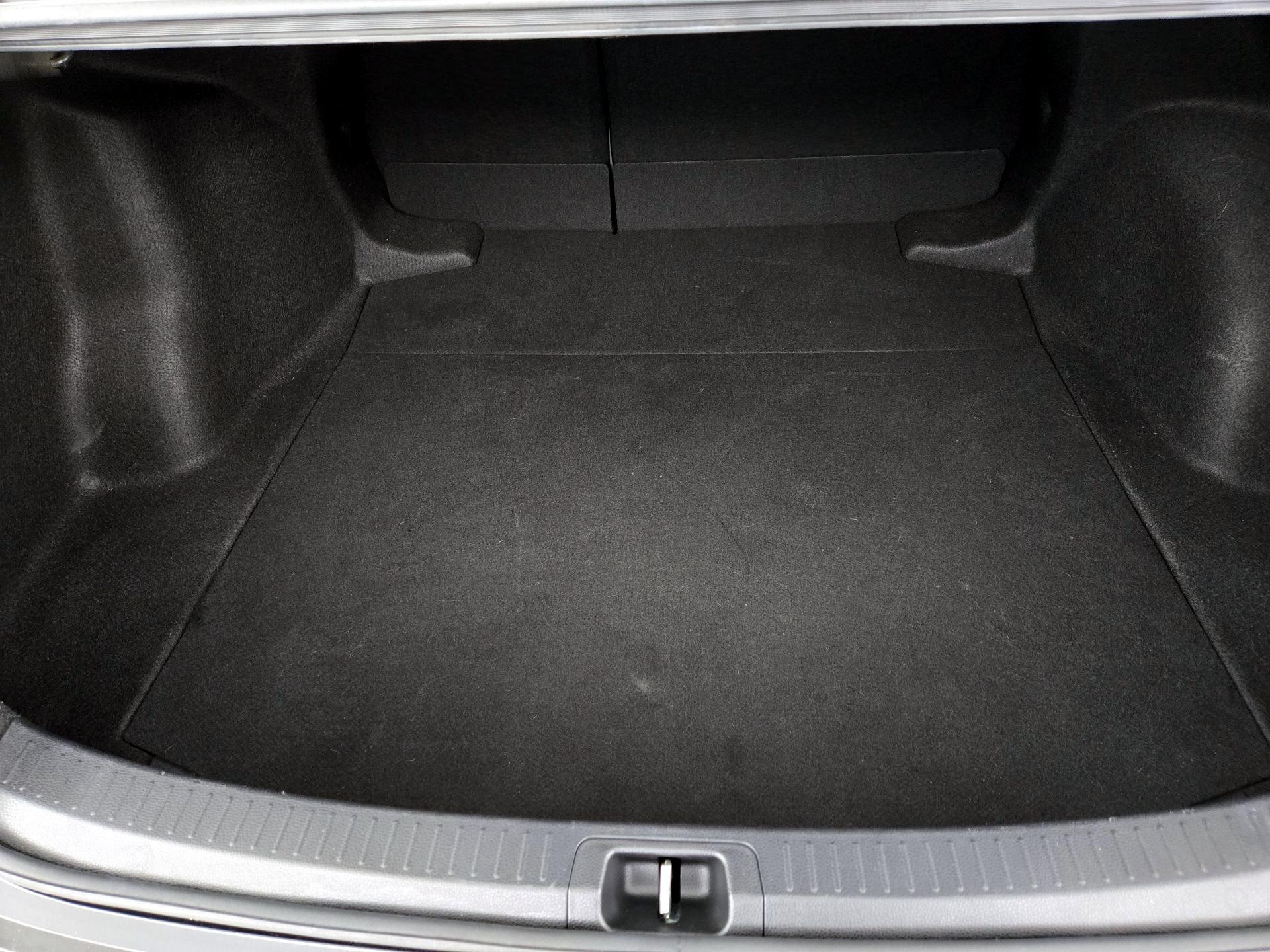 Thumbnail: 2022 Toyota Corolla - 20