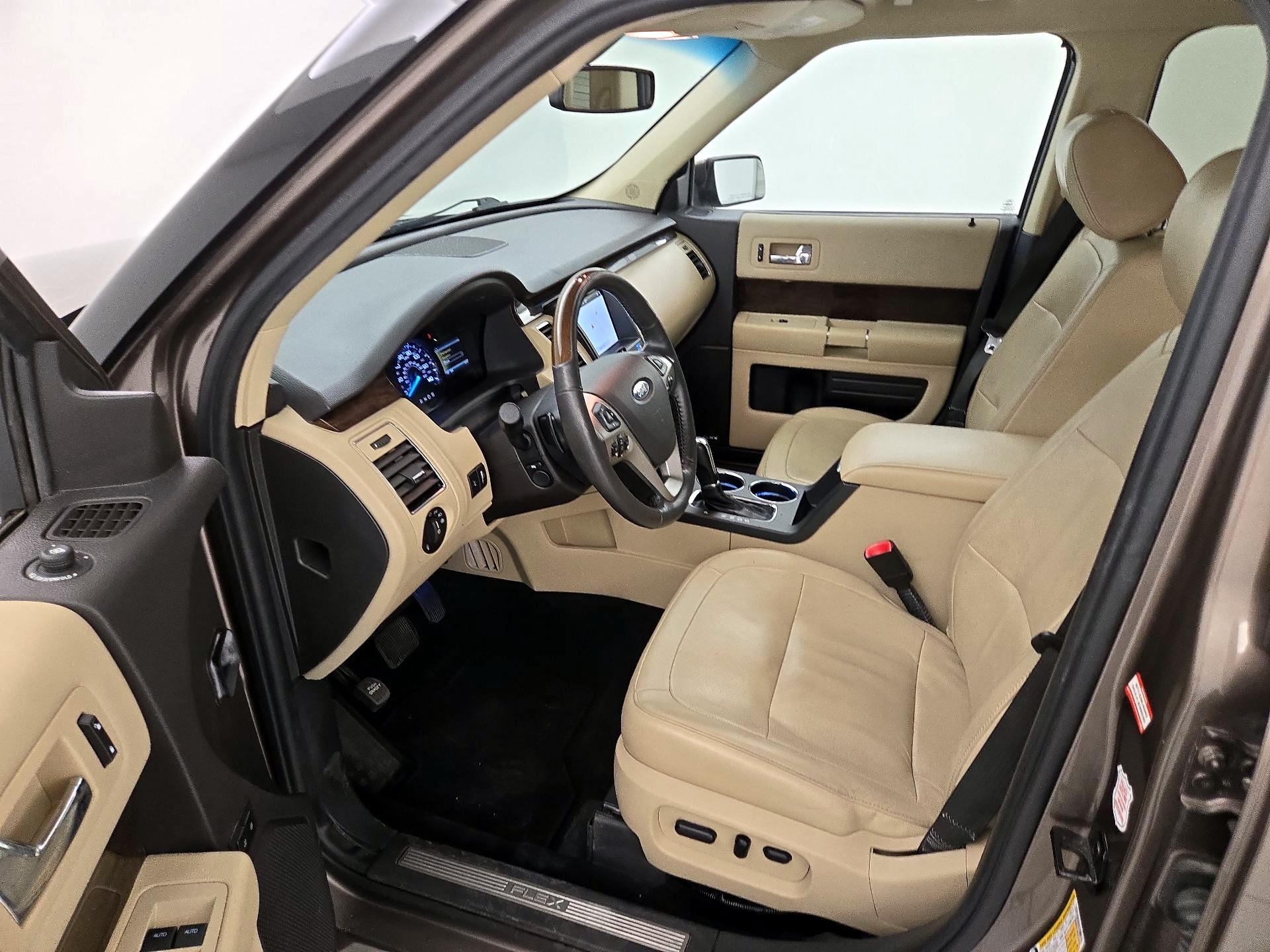 Thumbnail: 2019 Ford Flex - 11