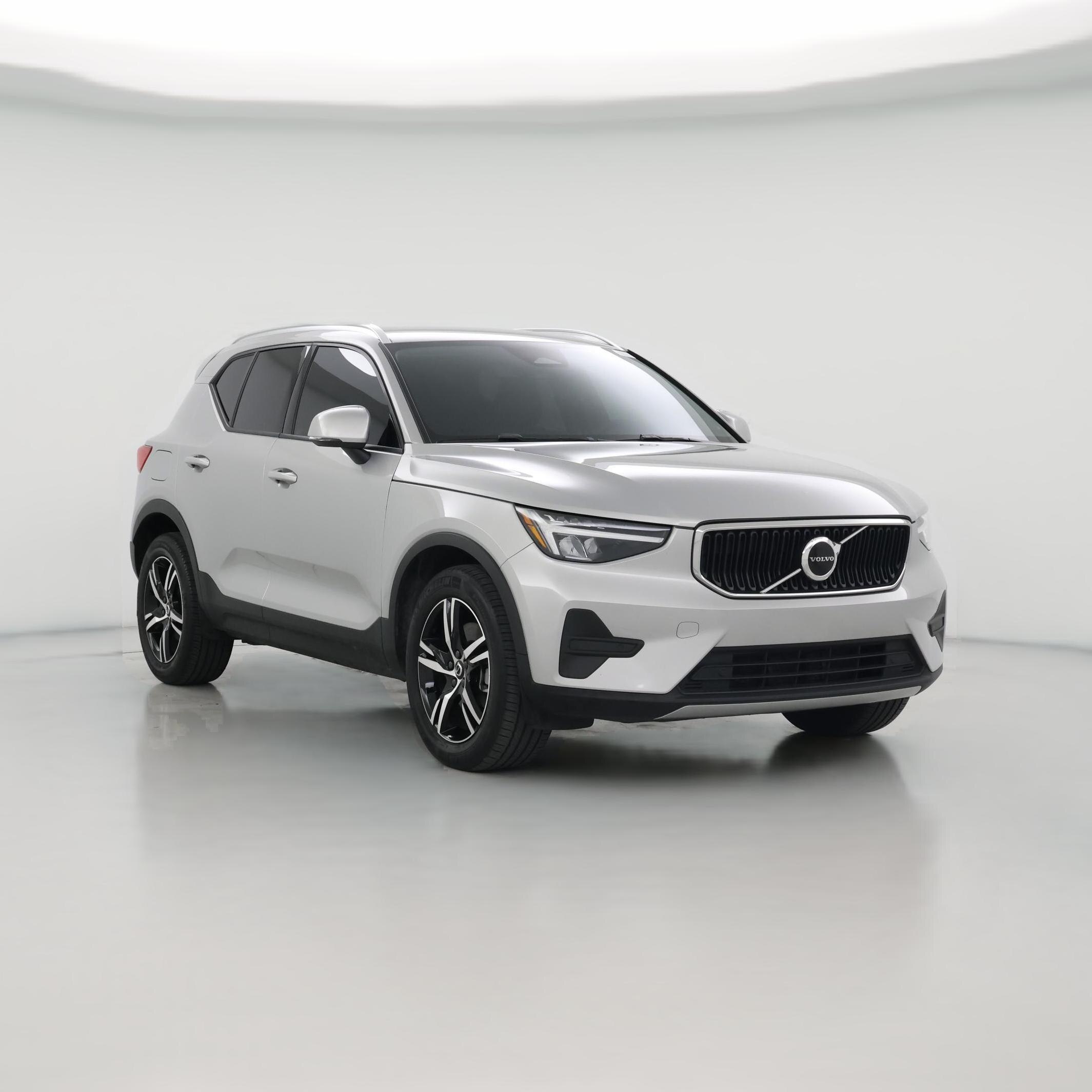 Thumbnail: 2023 Volvo XC40 - 1