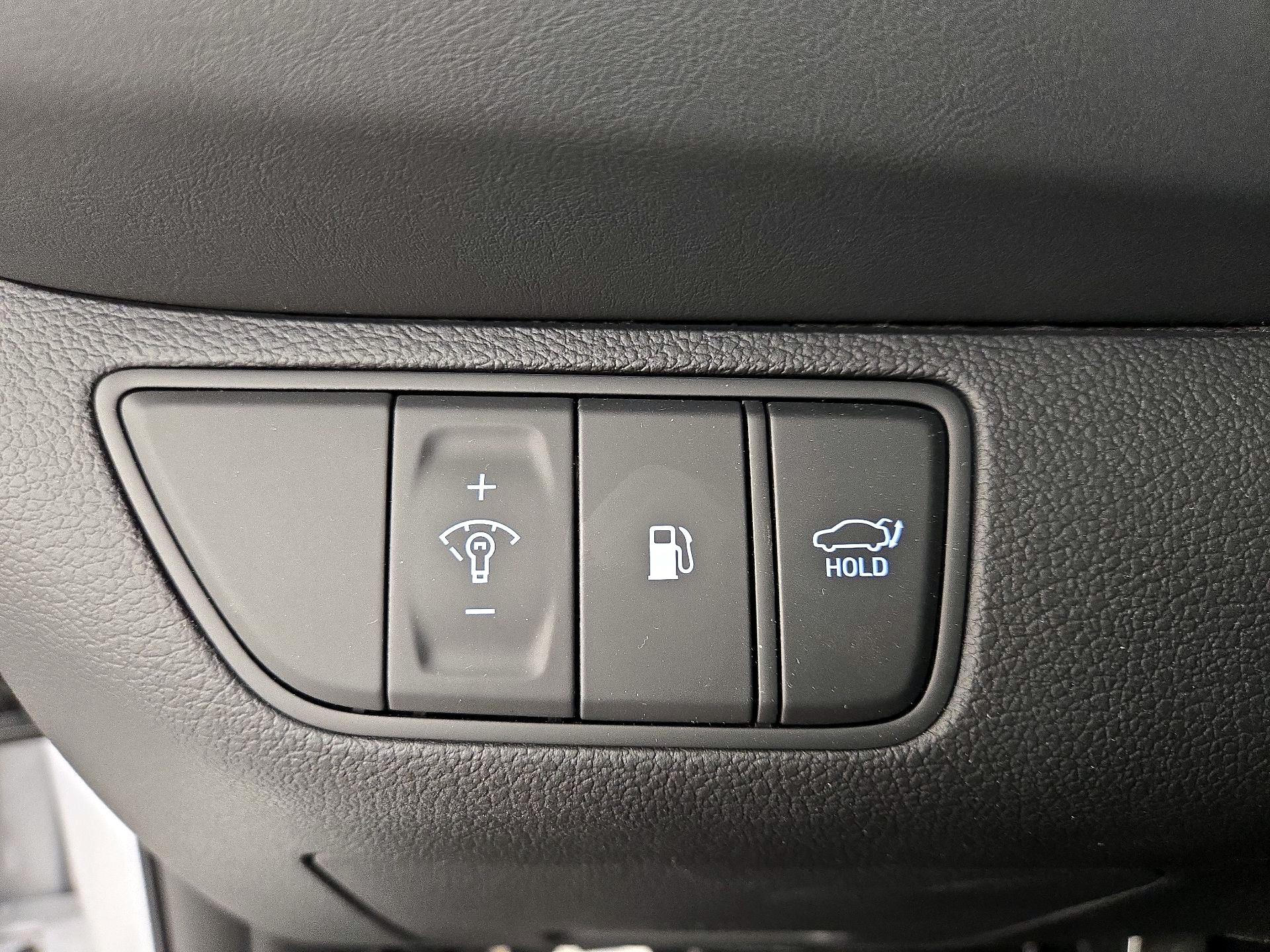 Thumbnail: 2025 Genesis G70 - 13