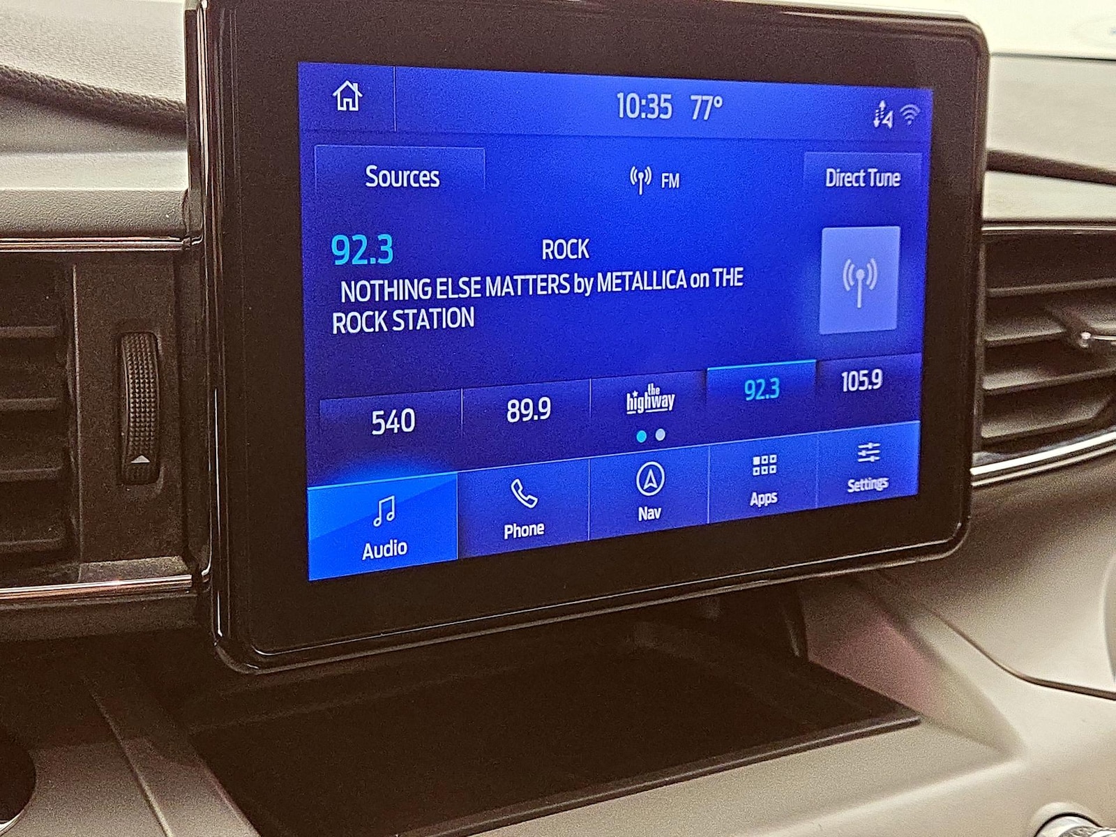 2021 Ford Explorer XLT - Photo 17