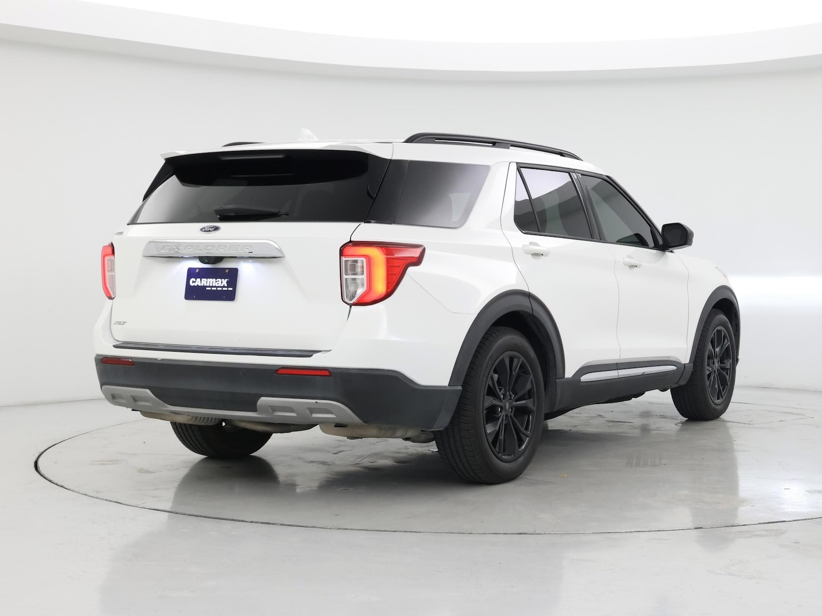 2021 Ford Explorer XLT - Photo 9