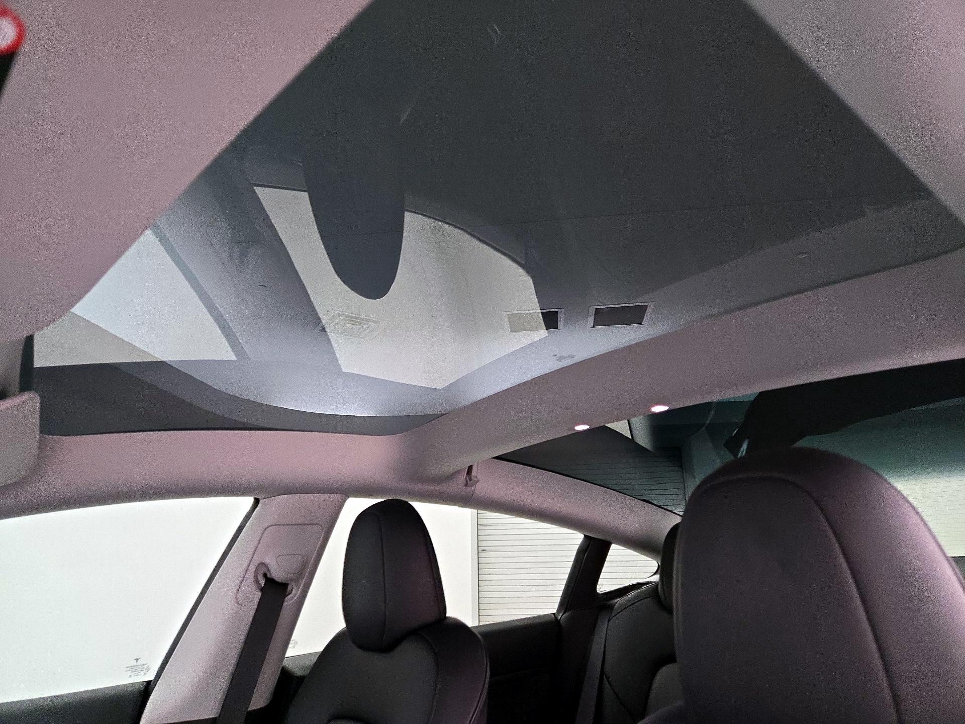 Thumbnail: 2023 Tesla Model 3 - 18