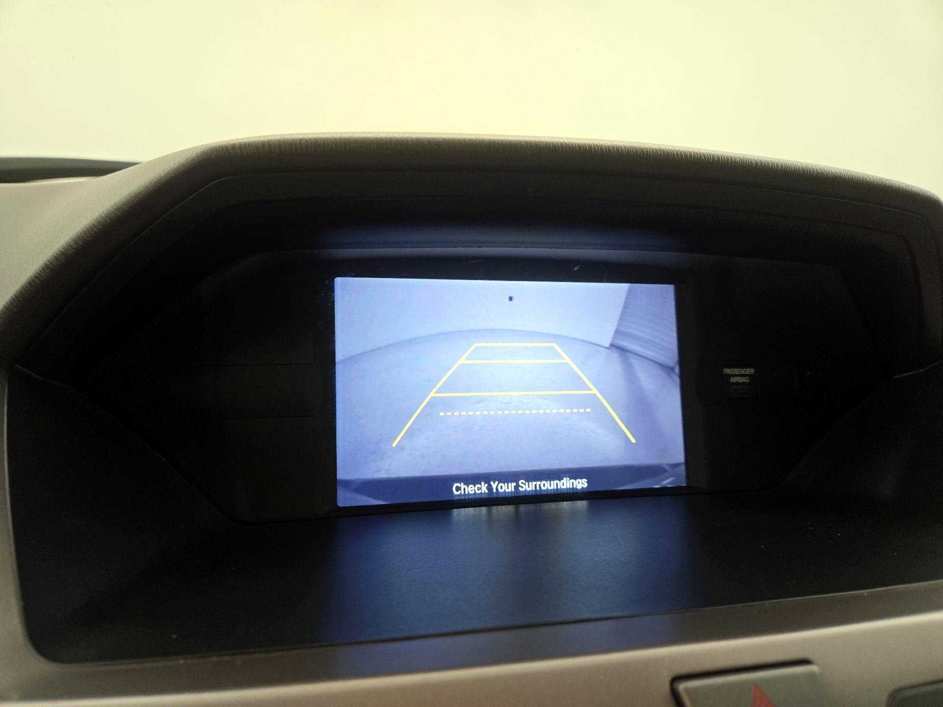 Thumbnail: 2016 Honda Odyssey - 14