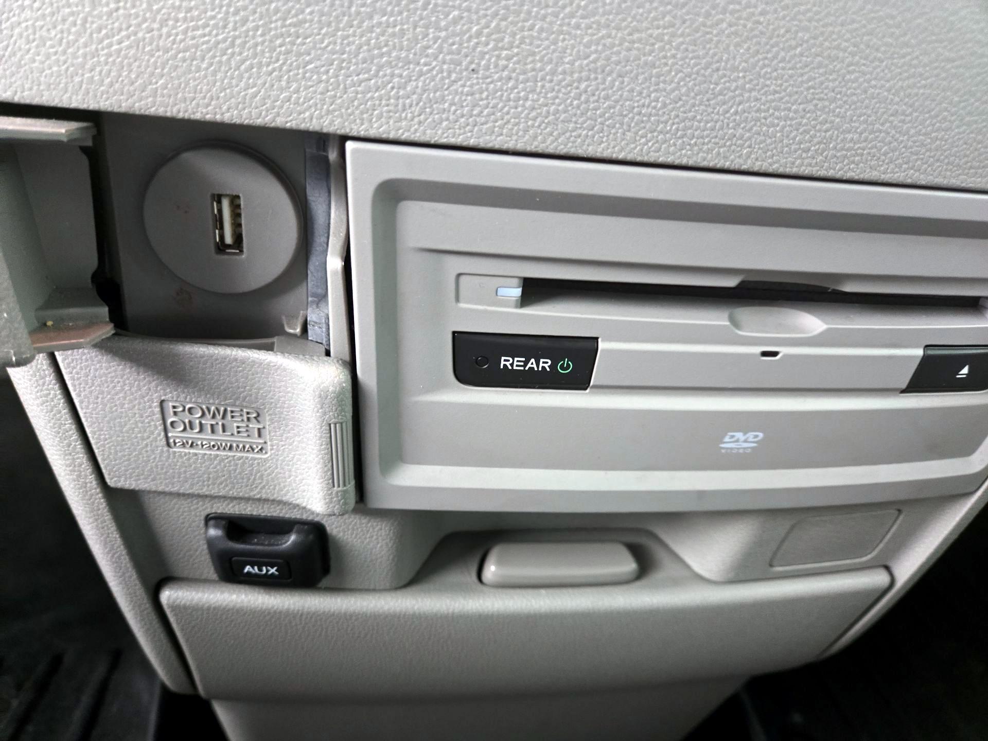 Thumbnail: 2016 Honda Odyssey - 18