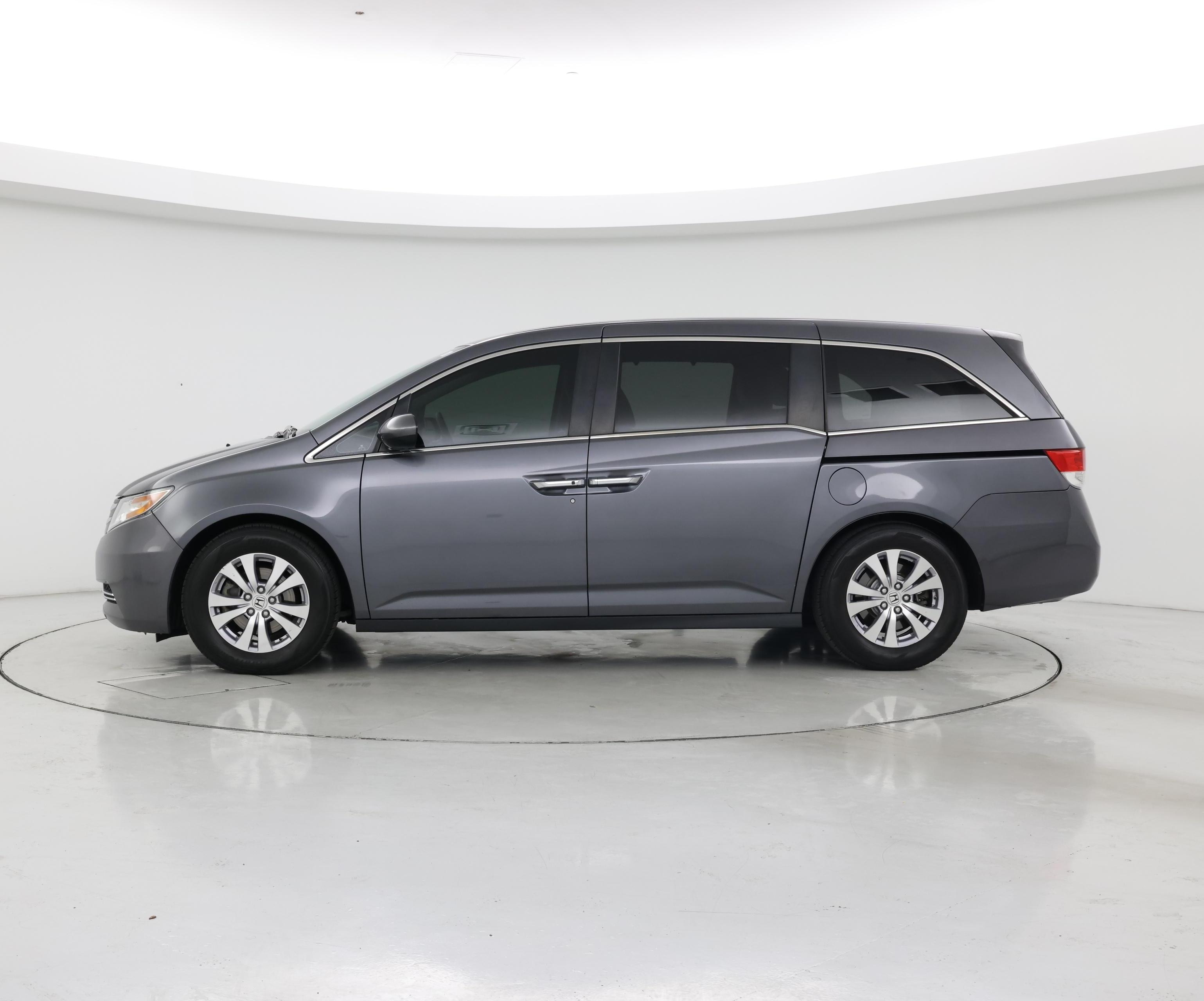 Thumbnail: 2016 Honda Odyssey - 3