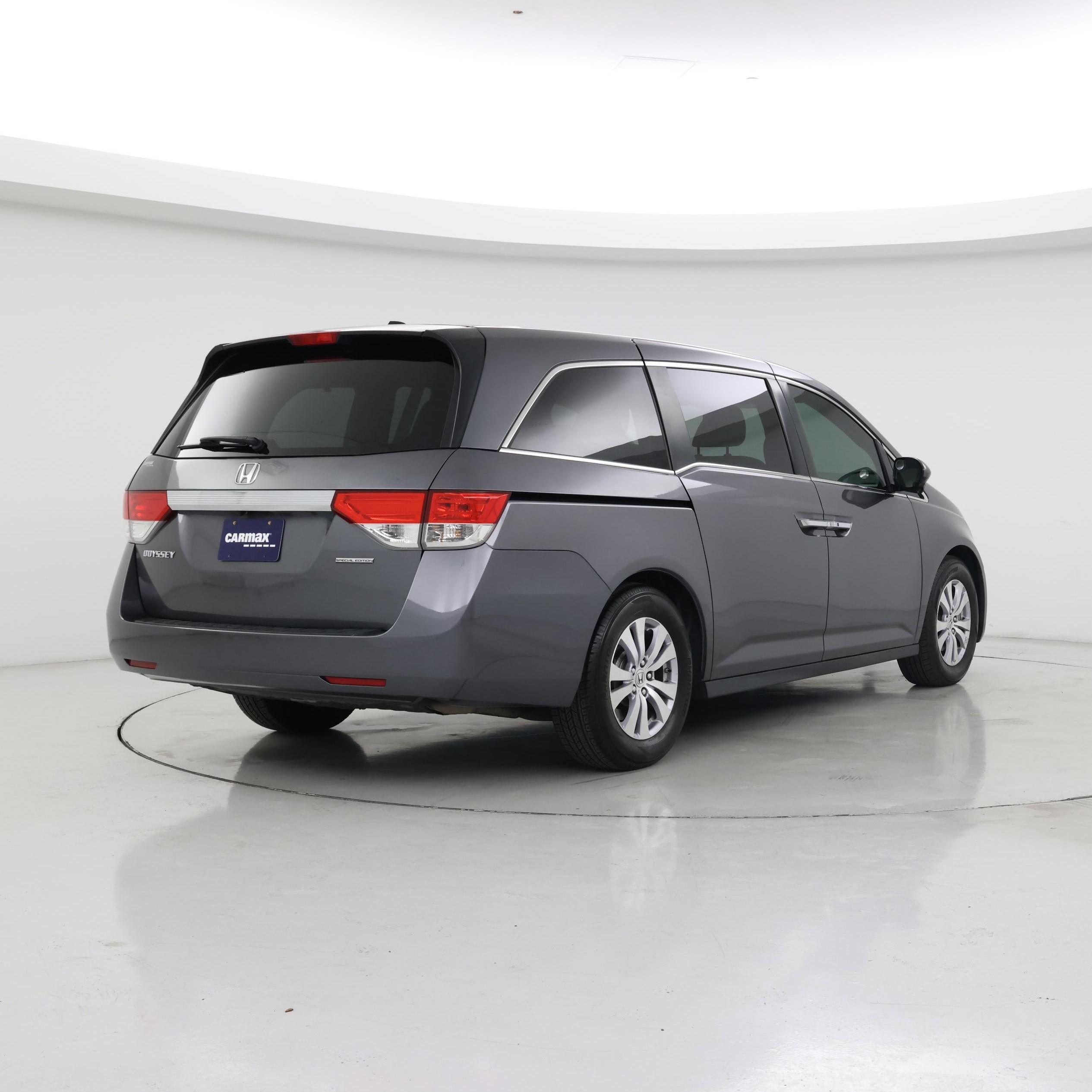 Thumbnail: 2016 Honda Odyssey - 8