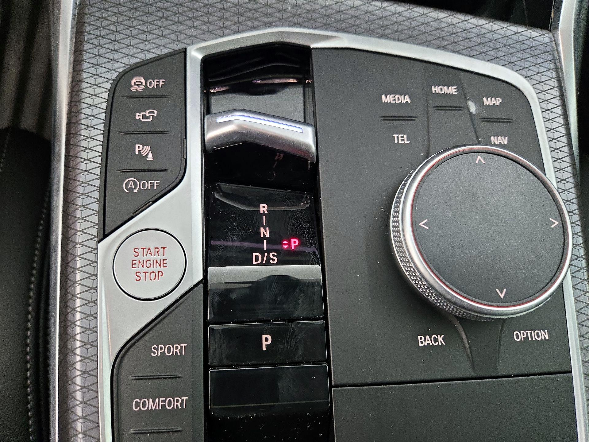 Thumbnail: 2025 BMW 3 Series - 18