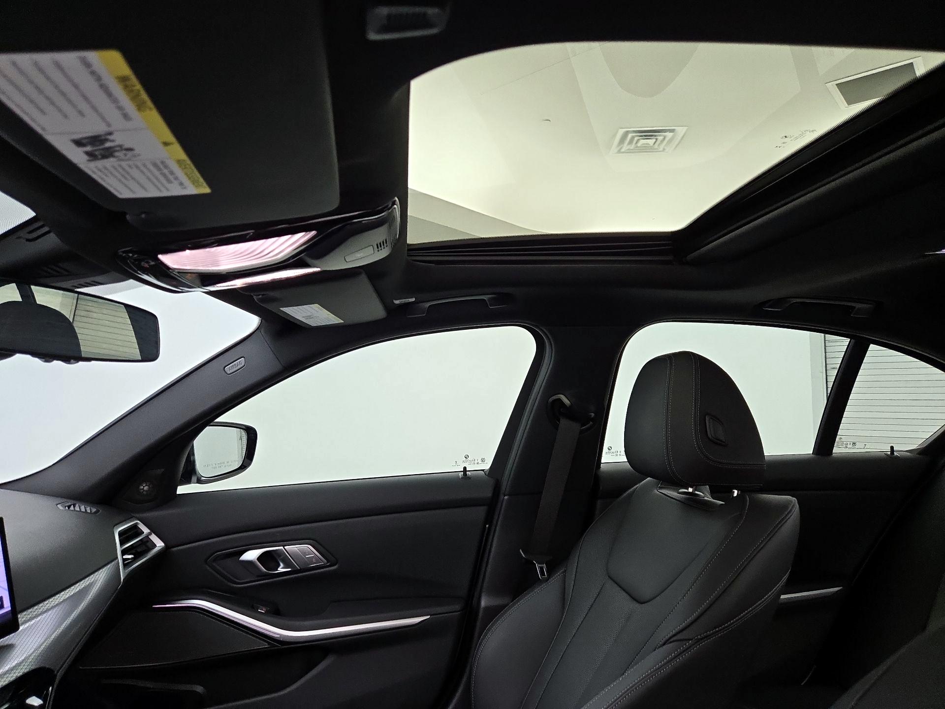 Thumbnail: 2025 BMW 3 Series - 20