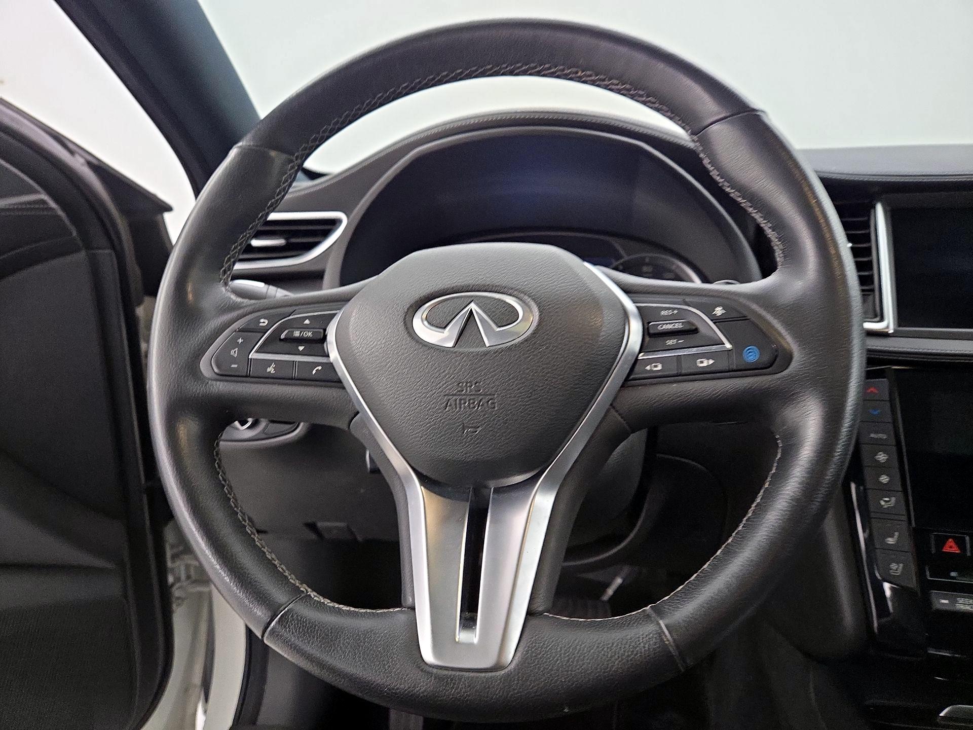 Thumbnail: 2022 INFINITI QX55 - 10