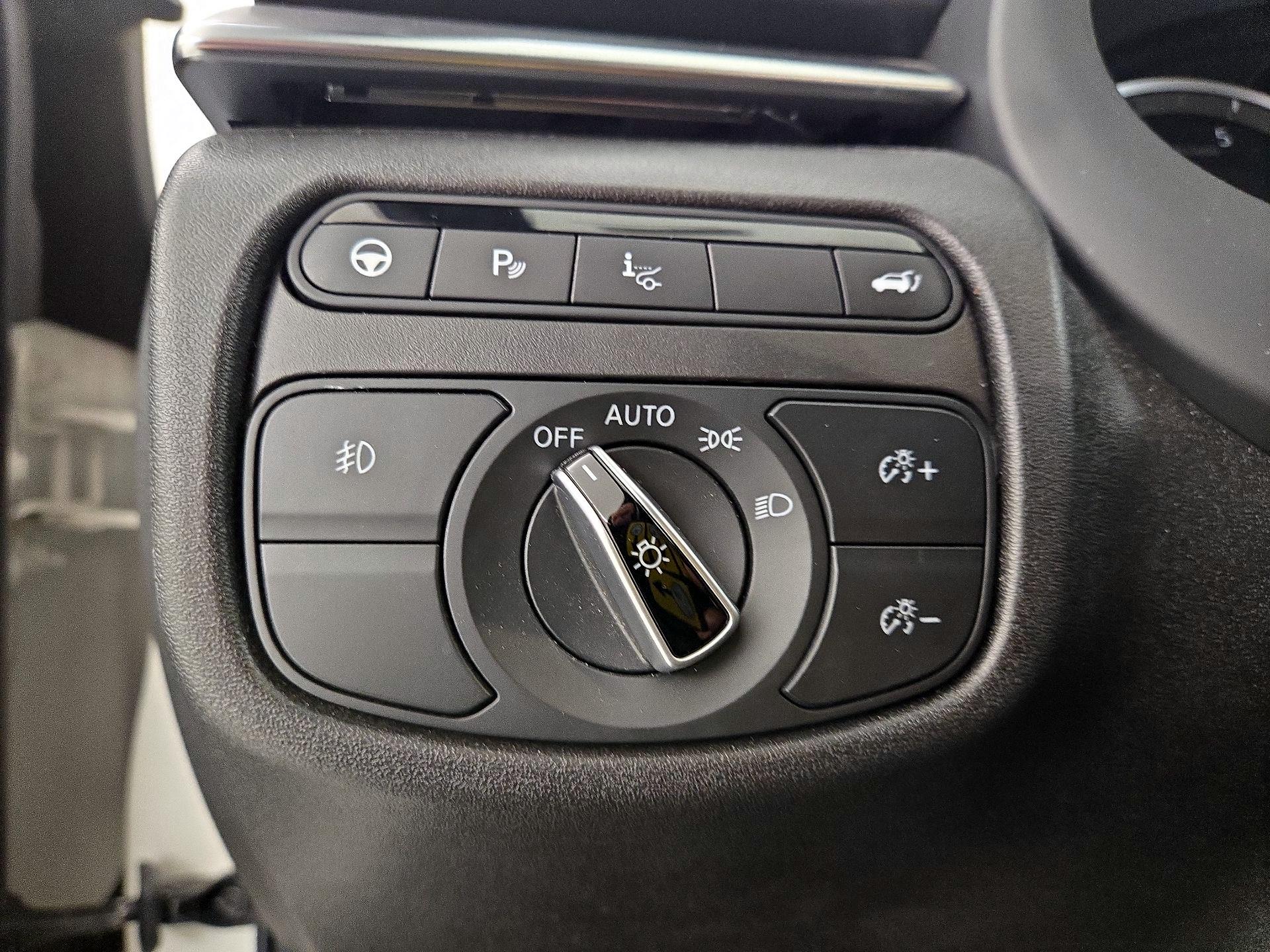 Thumbnail: 2022 INFINITI QX55 - 13