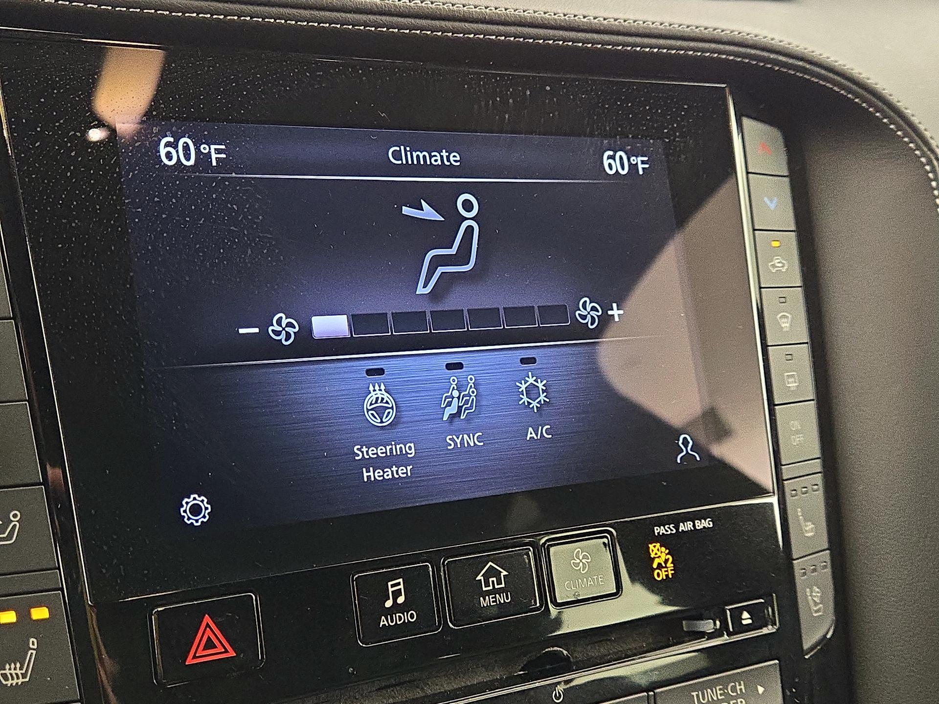 Thumbnail: 2022 INFINITI QX55 - 17