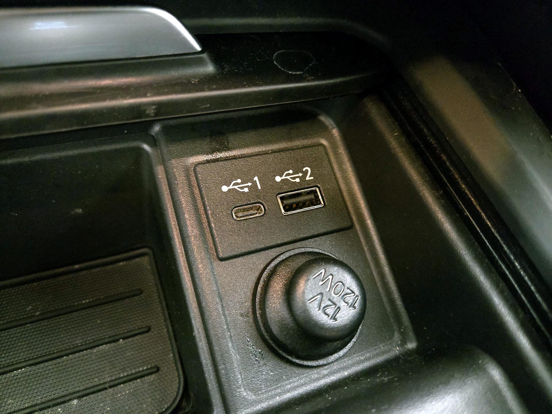 Thumbnail: 2022 INFINITI QX55 - 19