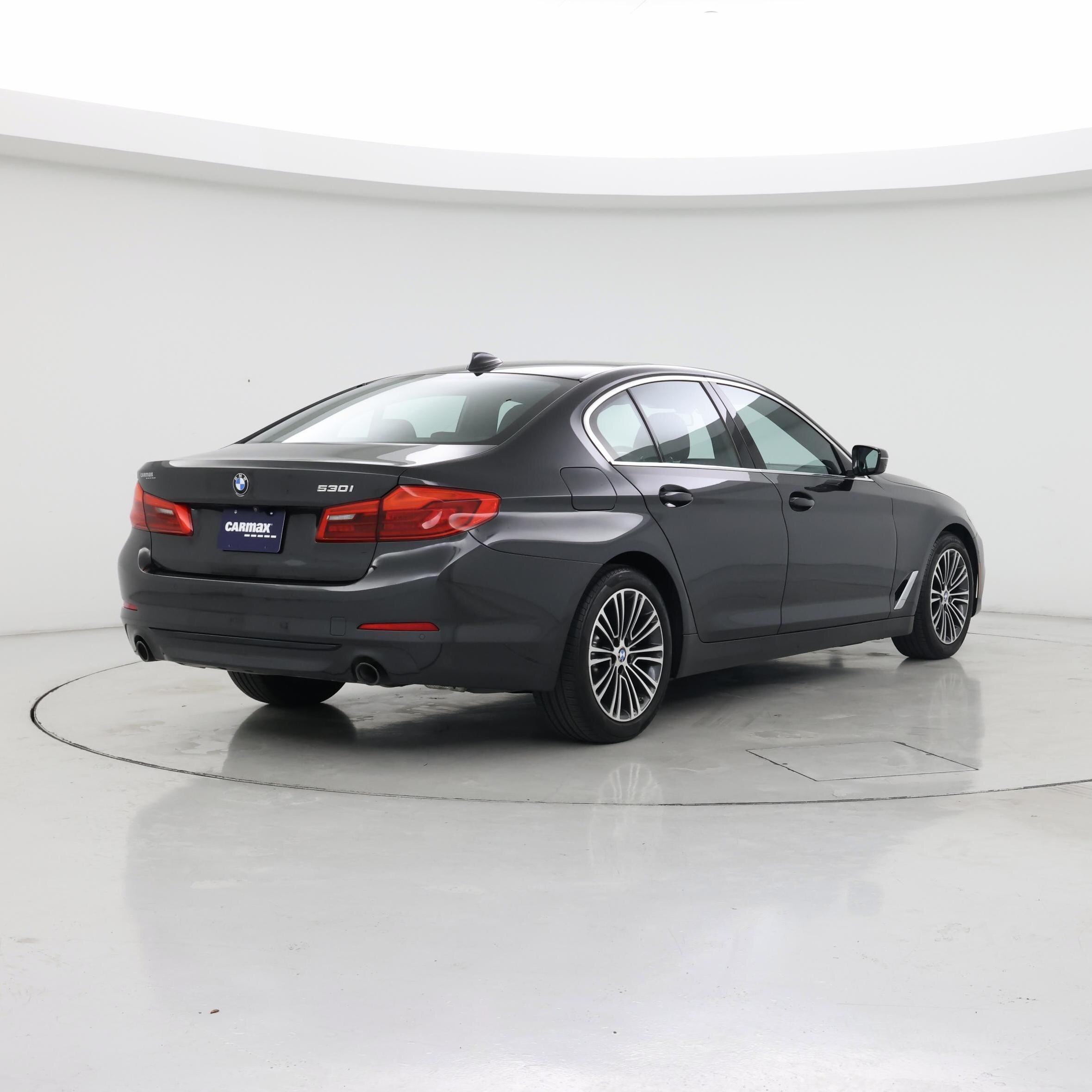 Thumbnail: 2019 BMW 5 Series - 8