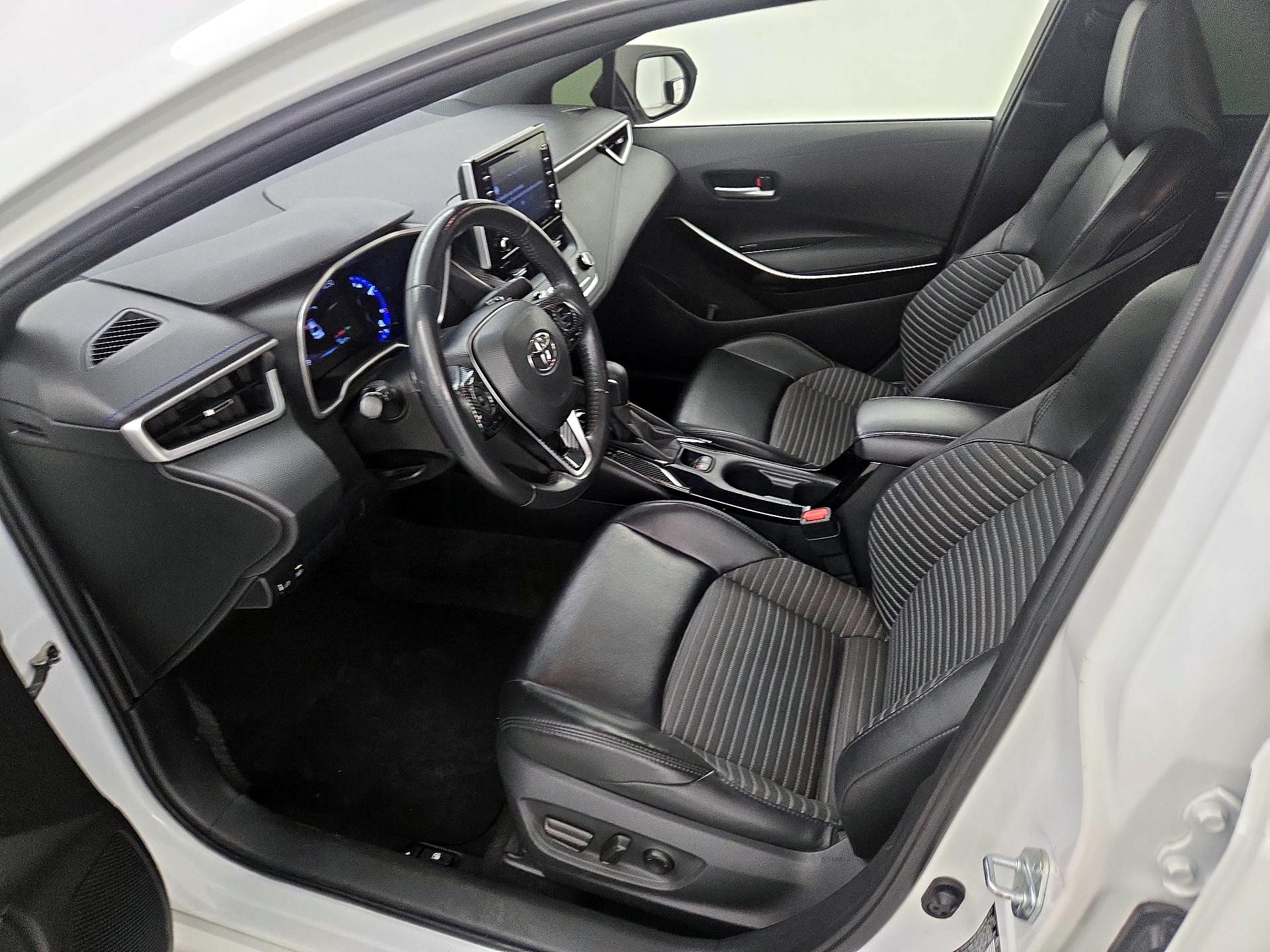 Thumbnail: 2021 Toyota Corolla - 11