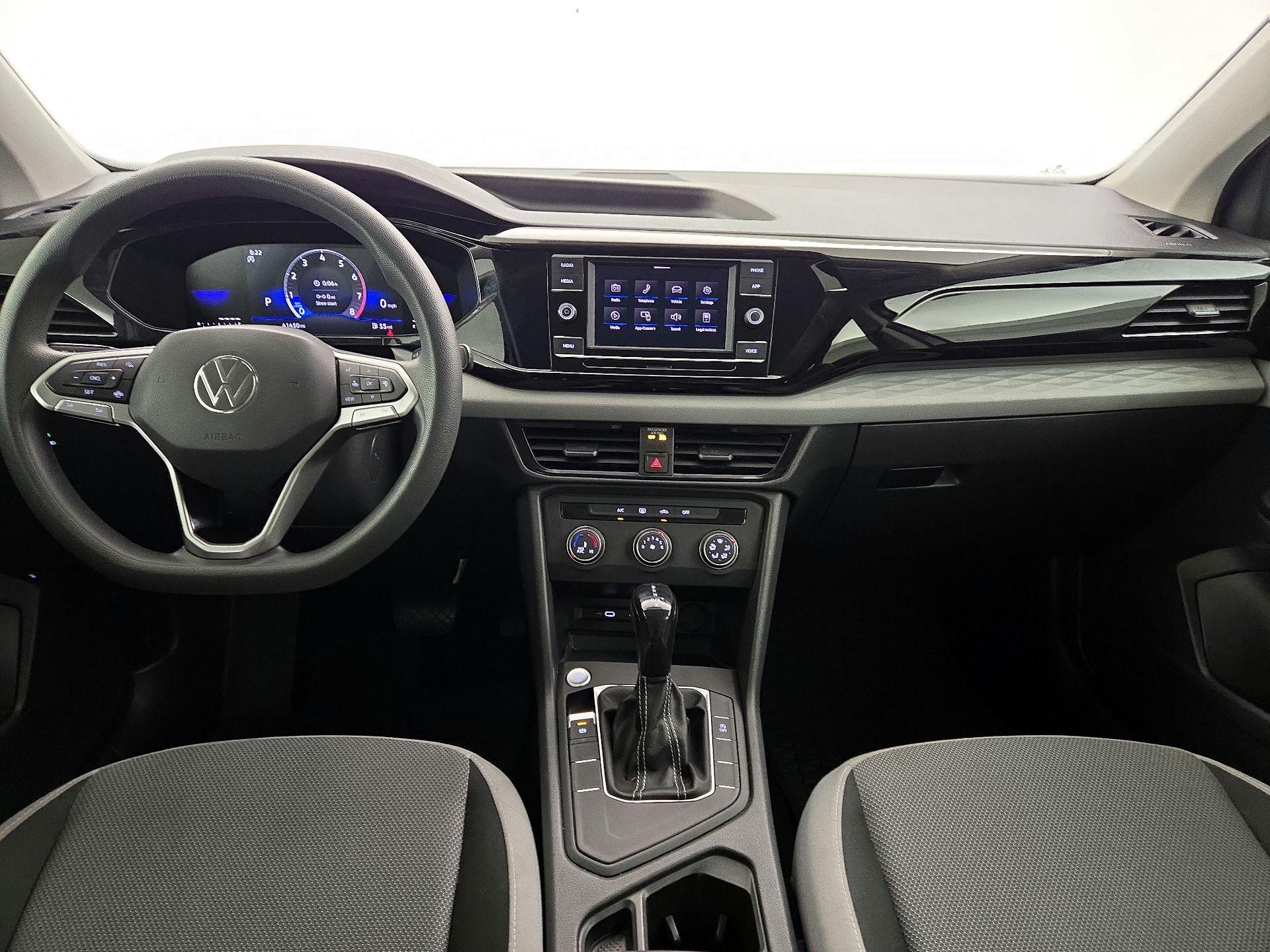 Thumbnail: 2022 Volkswagen Taos - 9