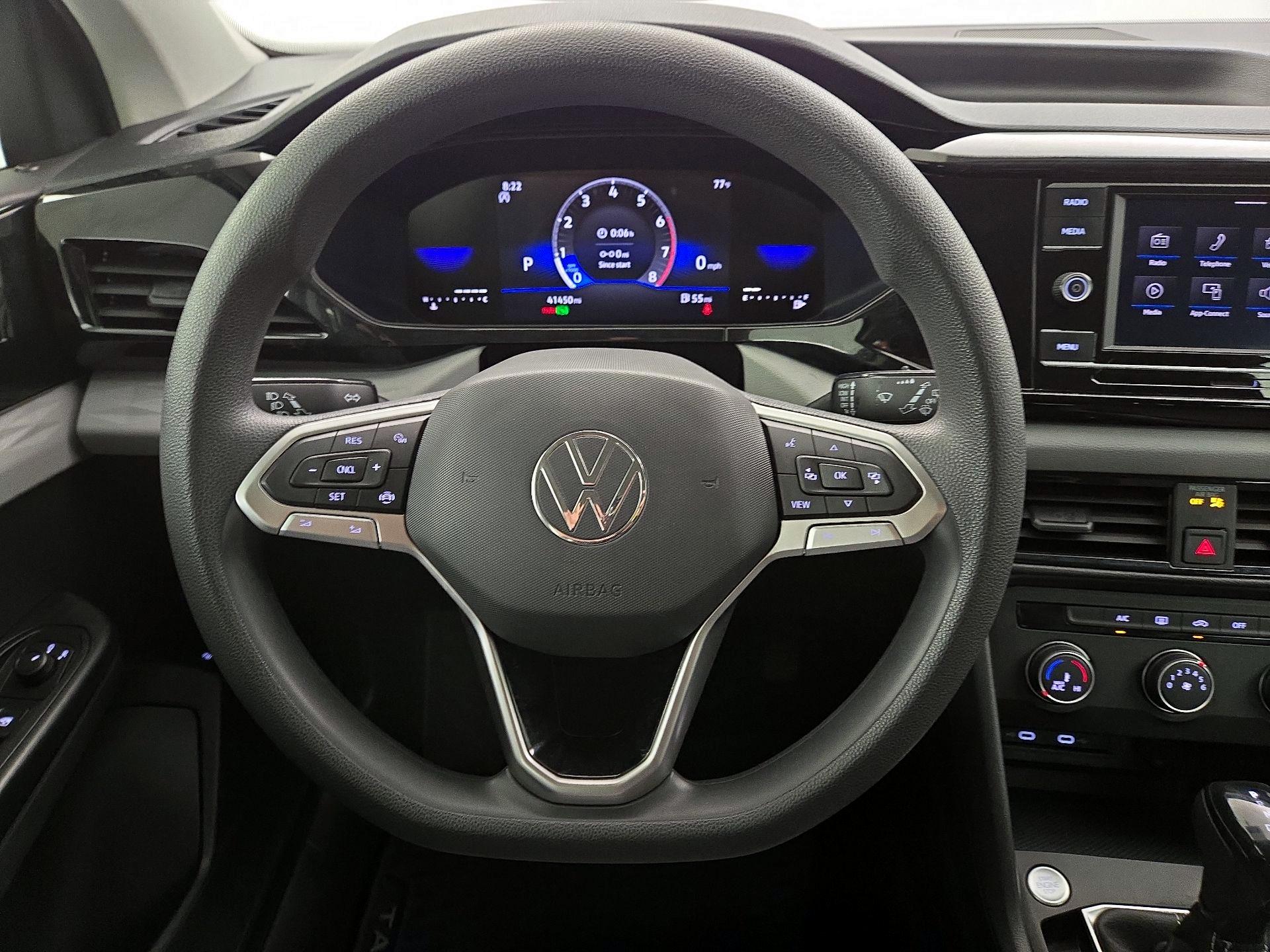 Thumbnail: 2022 Volkswagen Taos - 10