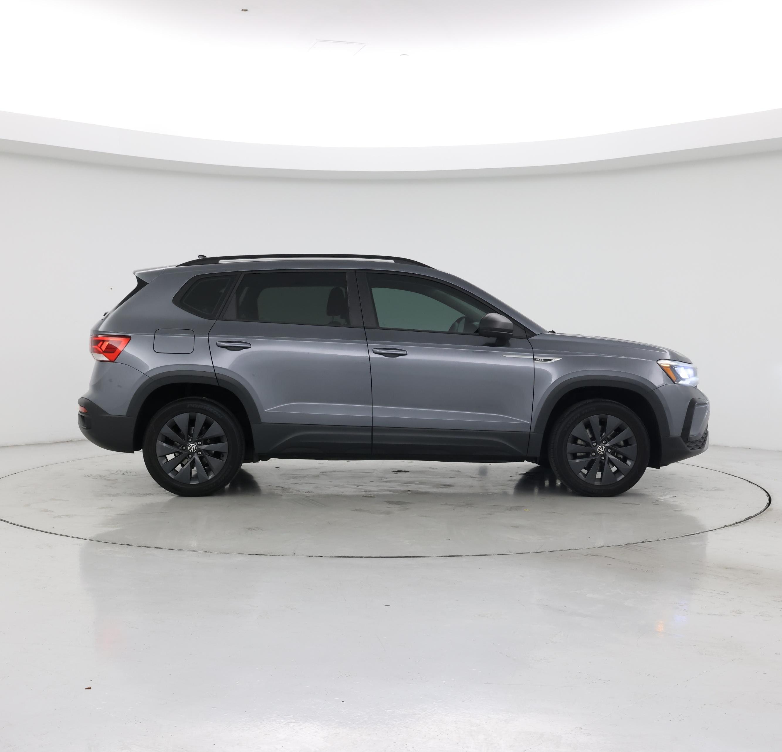 Thumbnail: 2022 Volkswagen Taos - 7