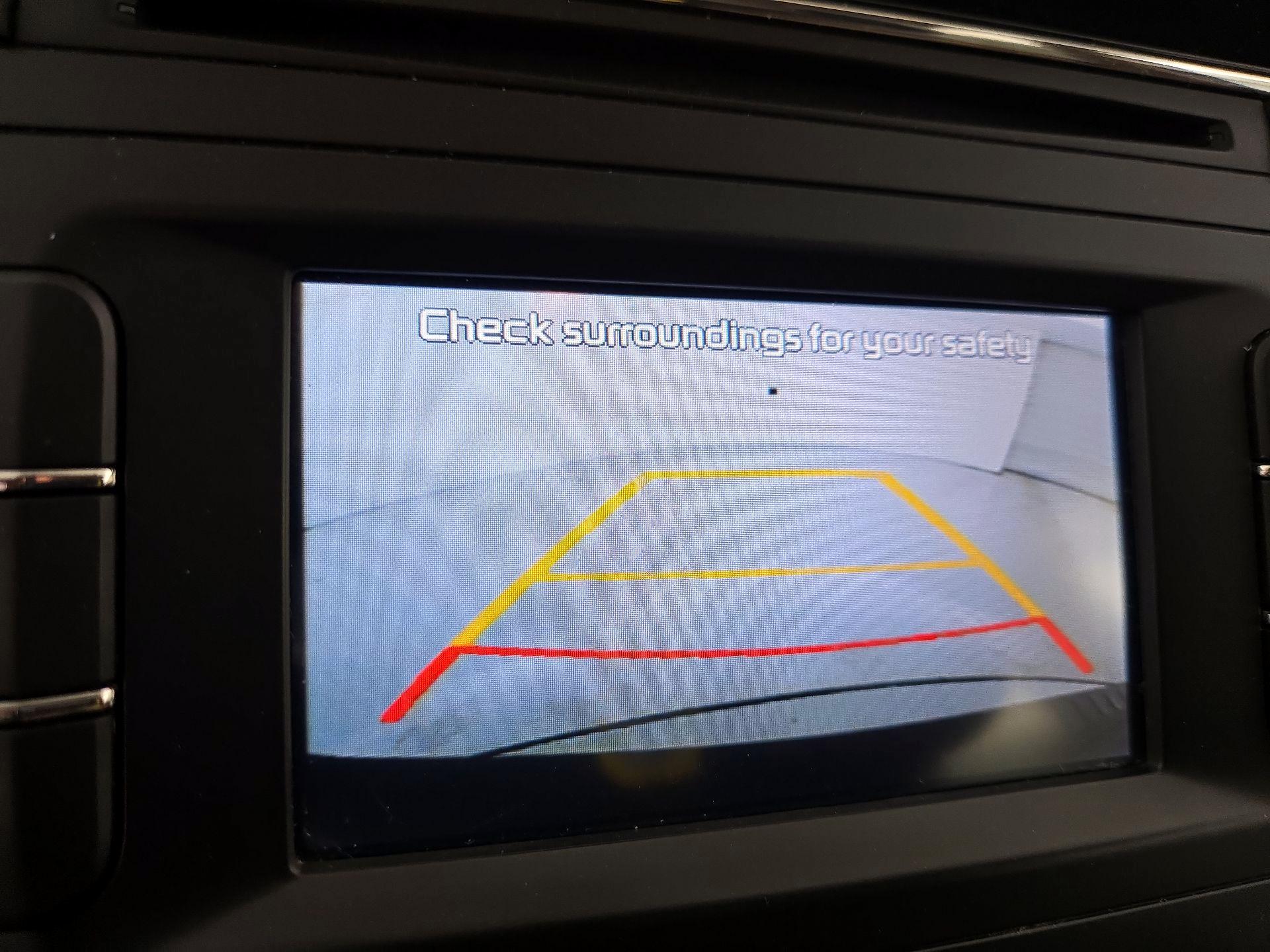 Thumbnail: 2016 Kia Sedona - 14