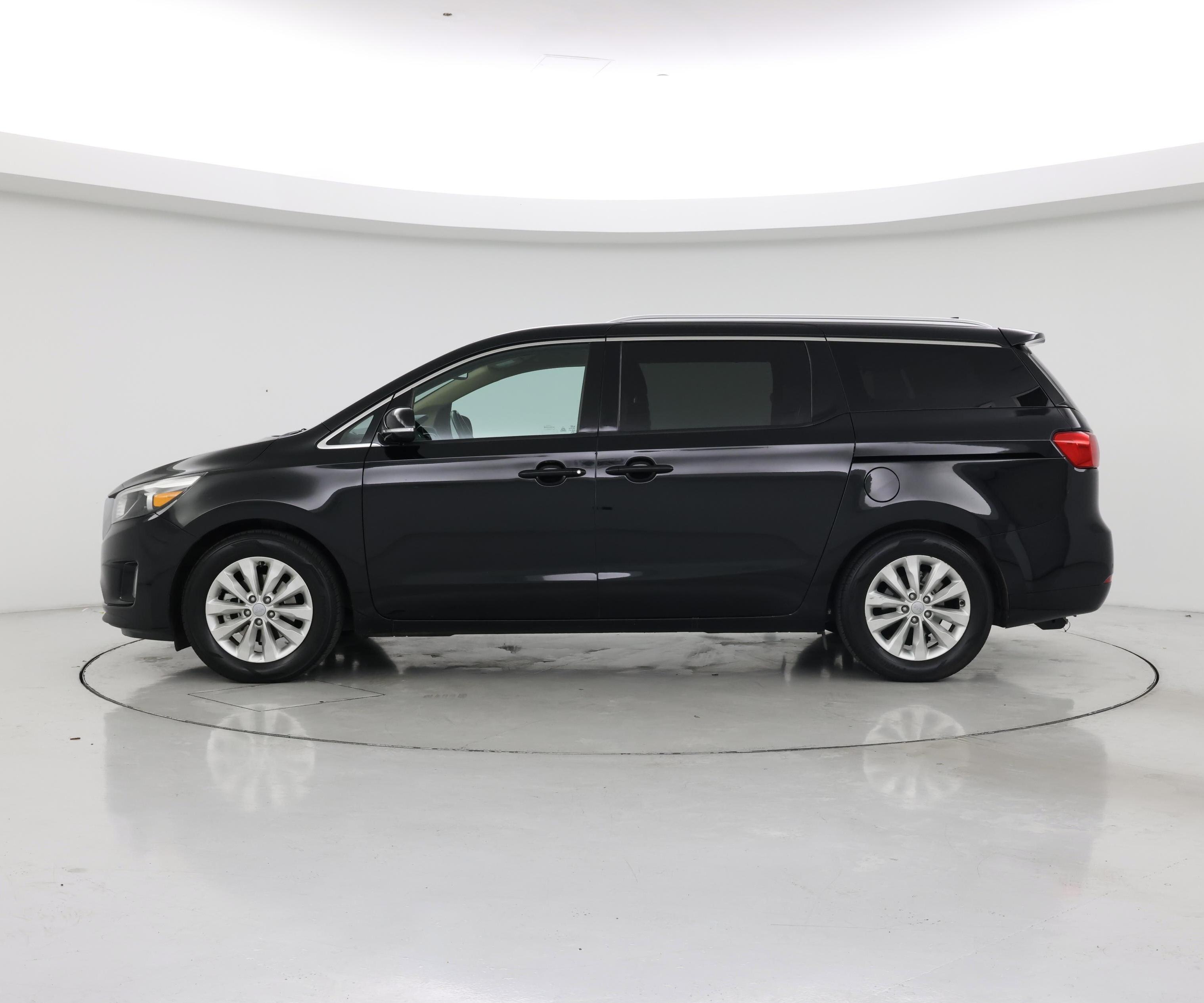 Thumbnail: 2016 Kia Sedona - 3