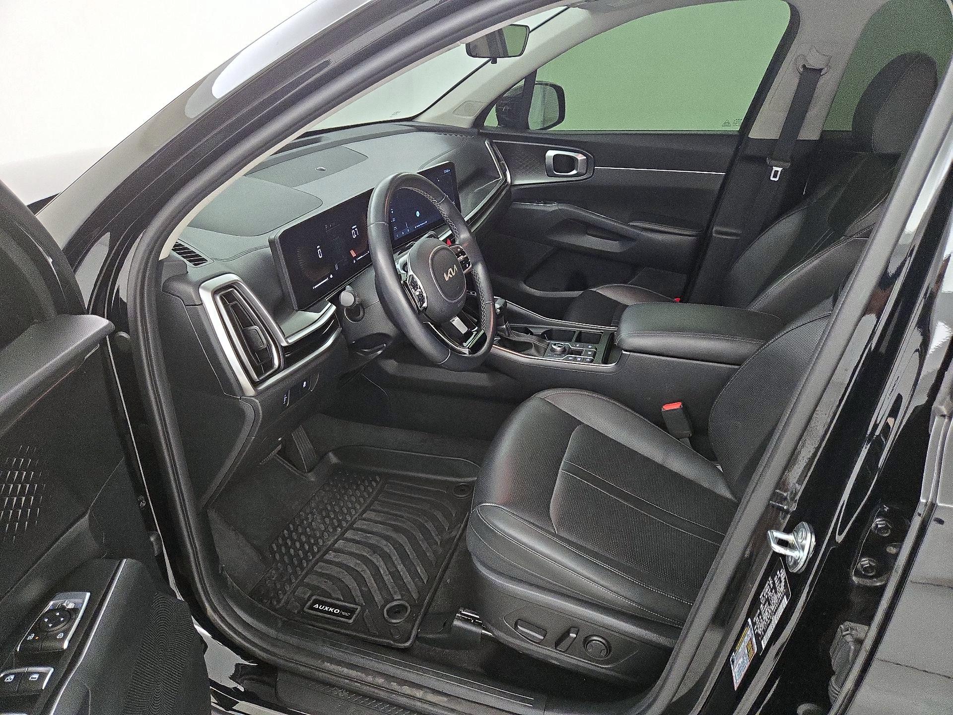 Thumbnail: 2024 Kia Sorento - 11