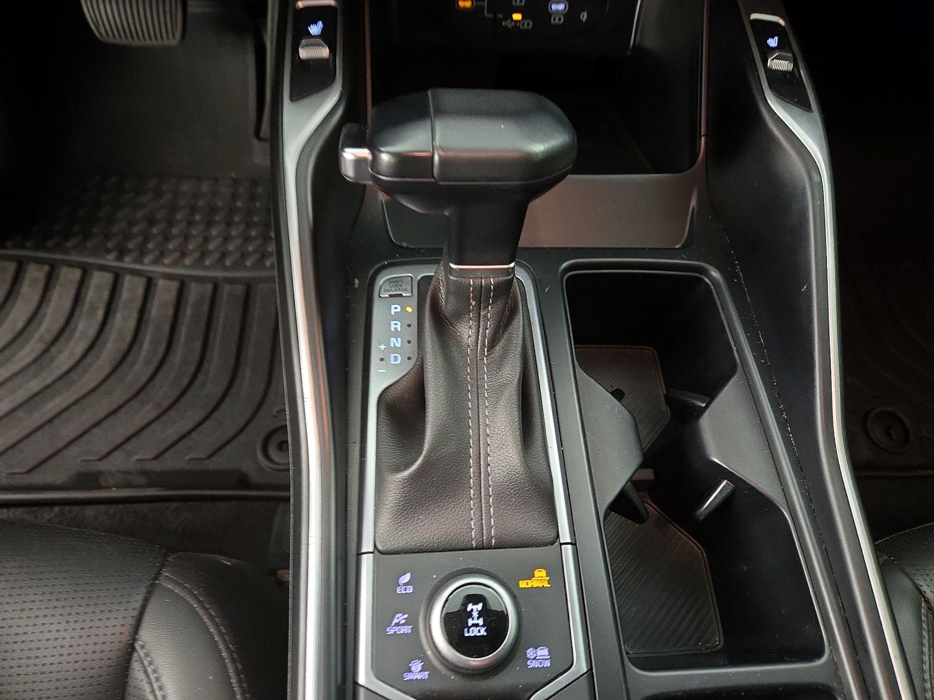 Thumbnail: 2024 Kia Sorento - 18