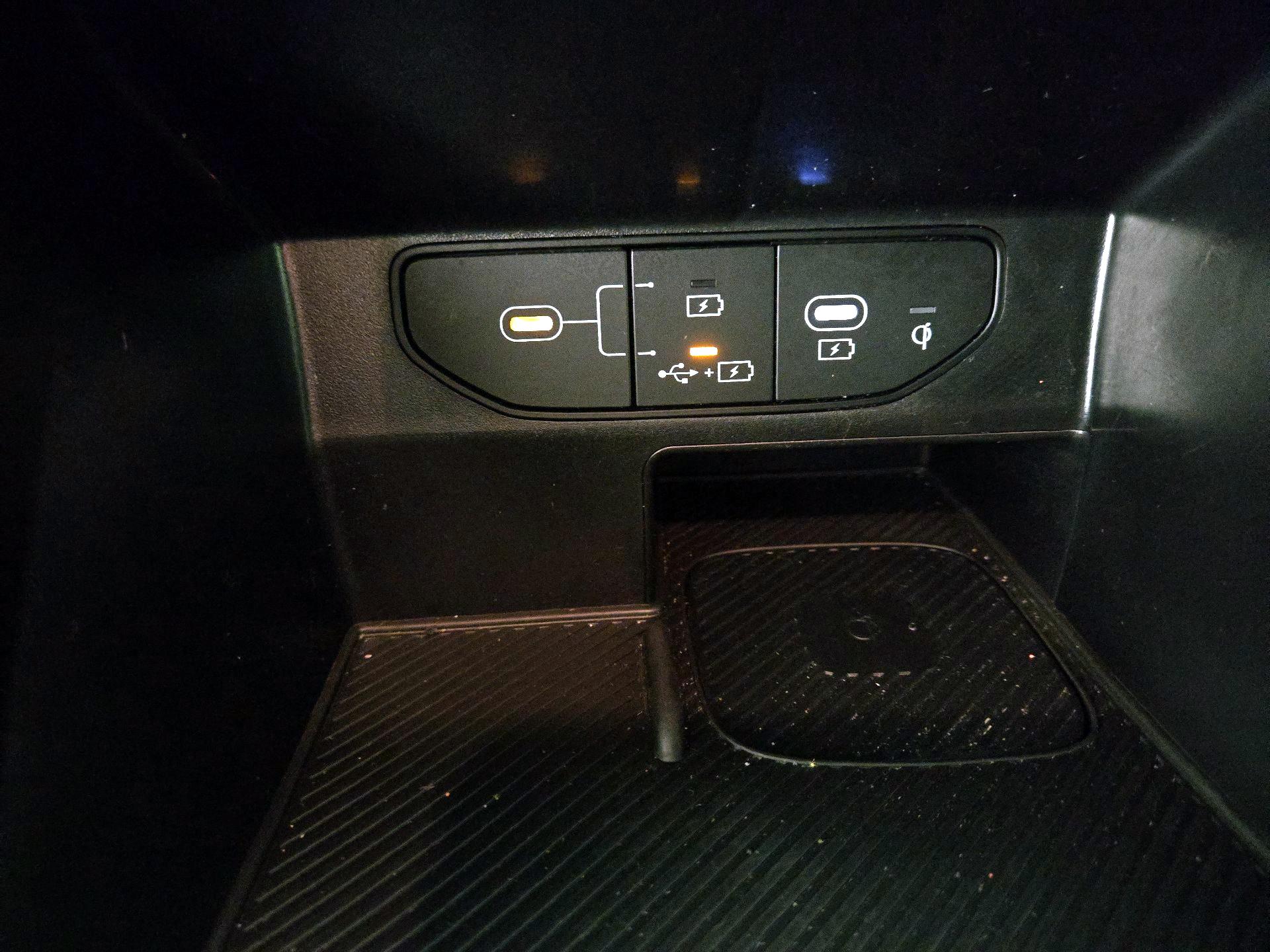 Thumbnail: 2024 Kia Sorento - 19