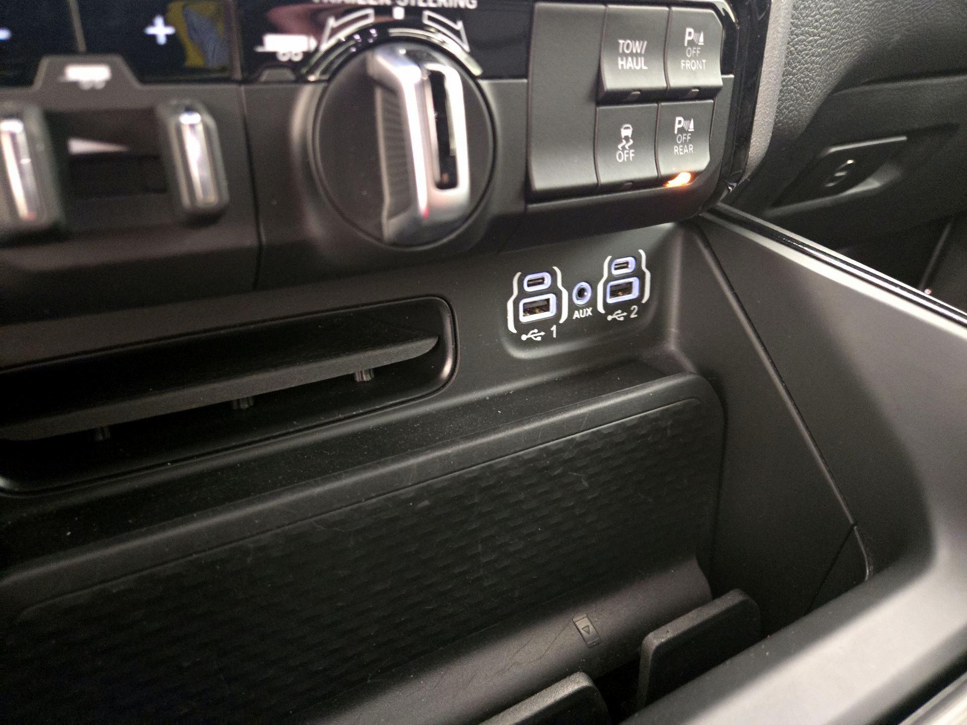 Thumbnail: 2024 RAM 1500 - 19