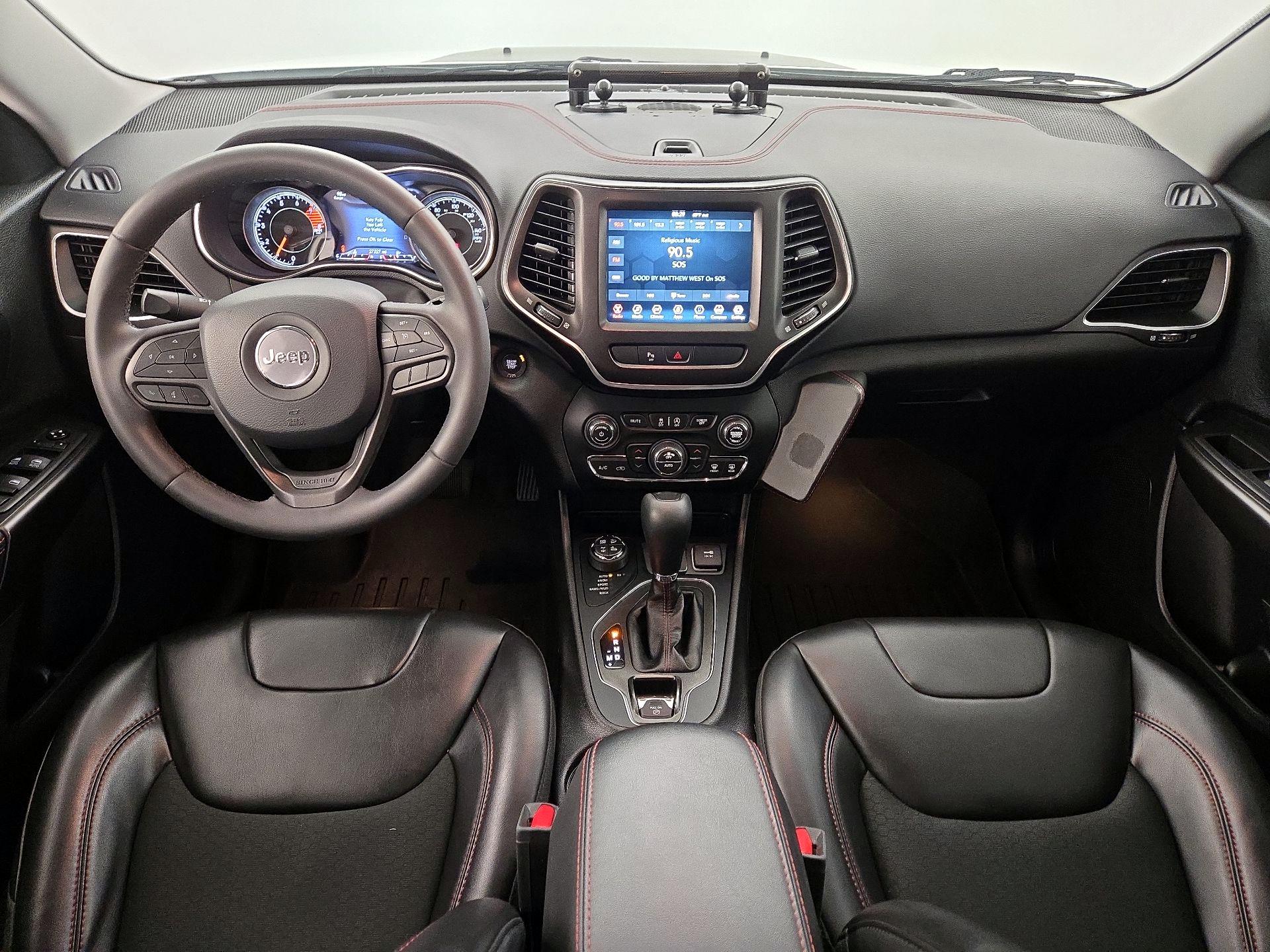 Thumbnail: 2020 Jeep Cherokee - 9