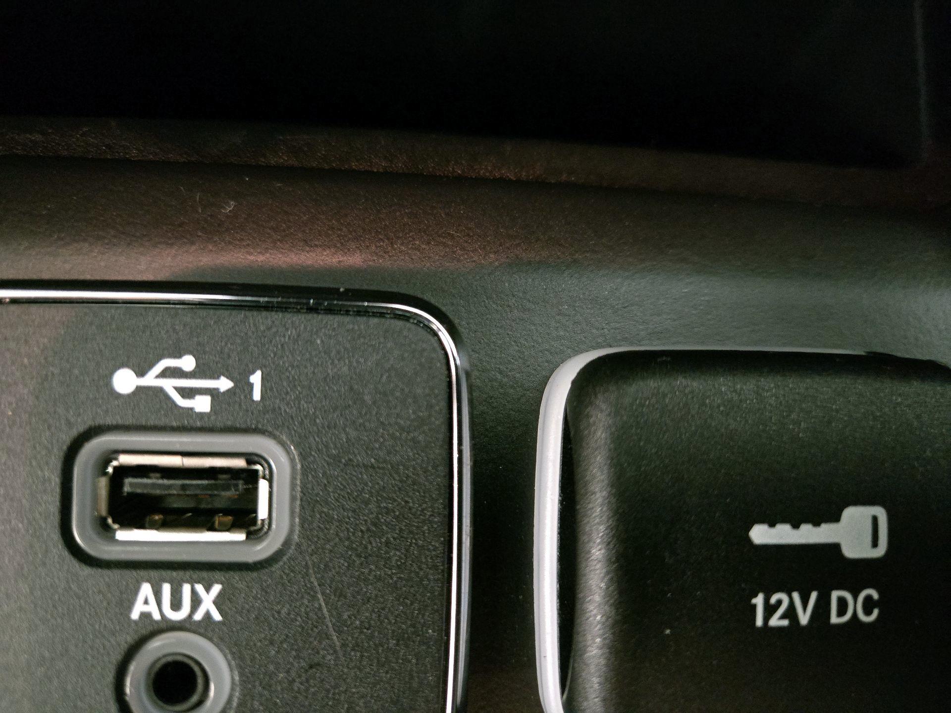 Thumbnail: 2020 Jeep Cherokee - 18