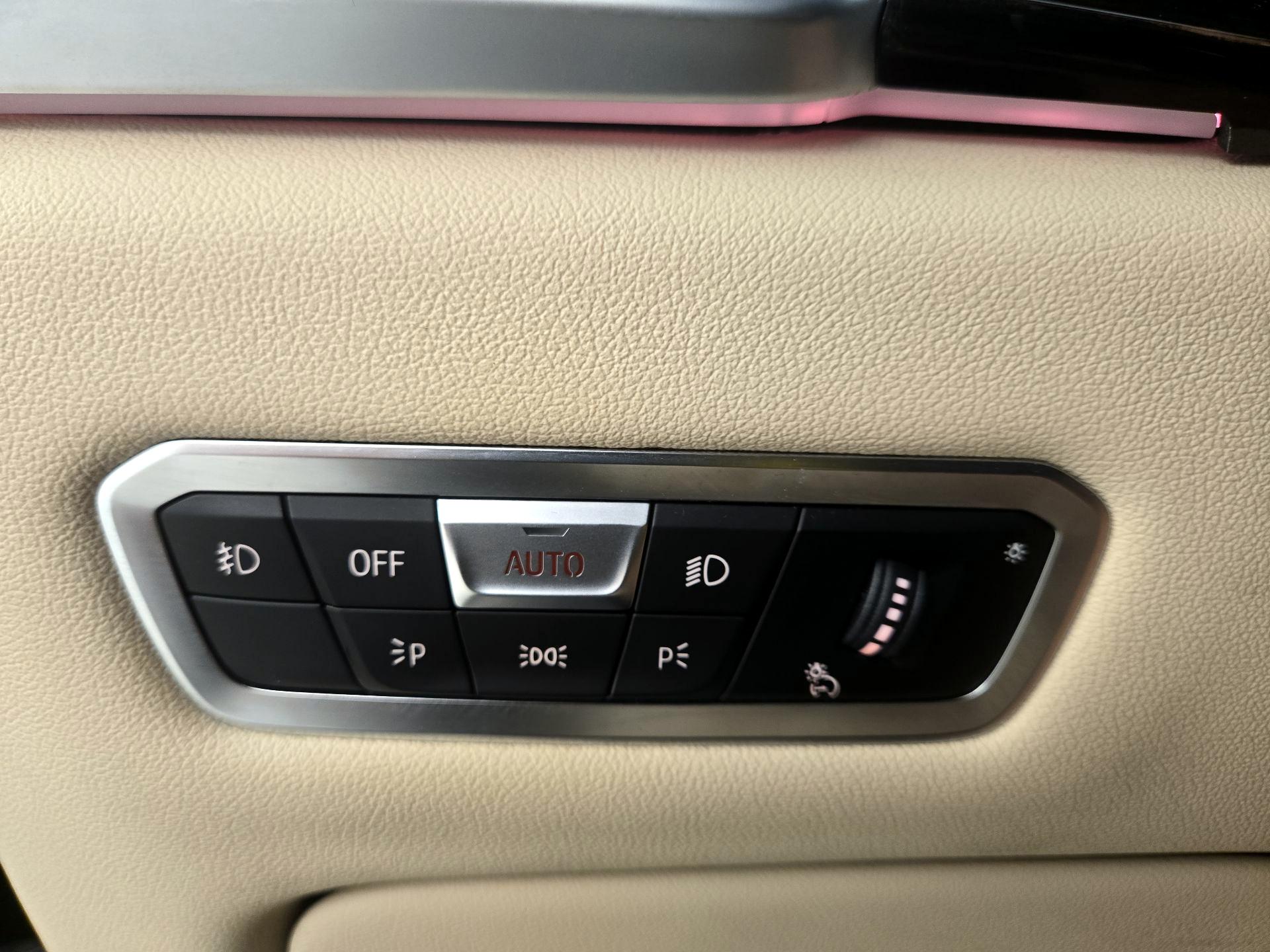 Thumbnail: 2019 BMW X5 - 13