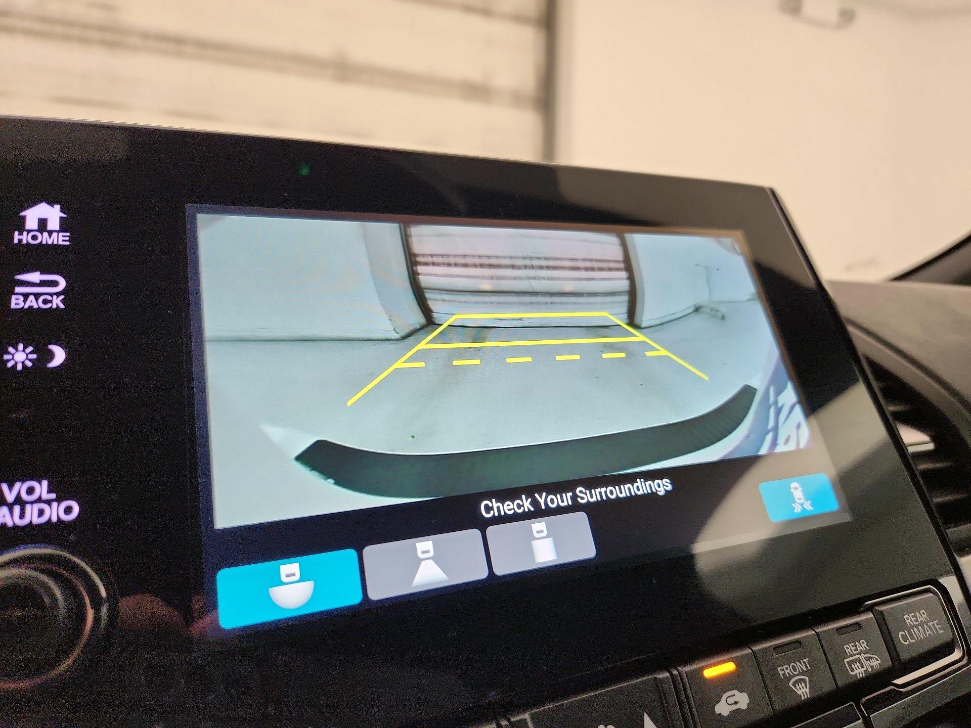 Thumbnail: 2023 Honda Odyssey - 14