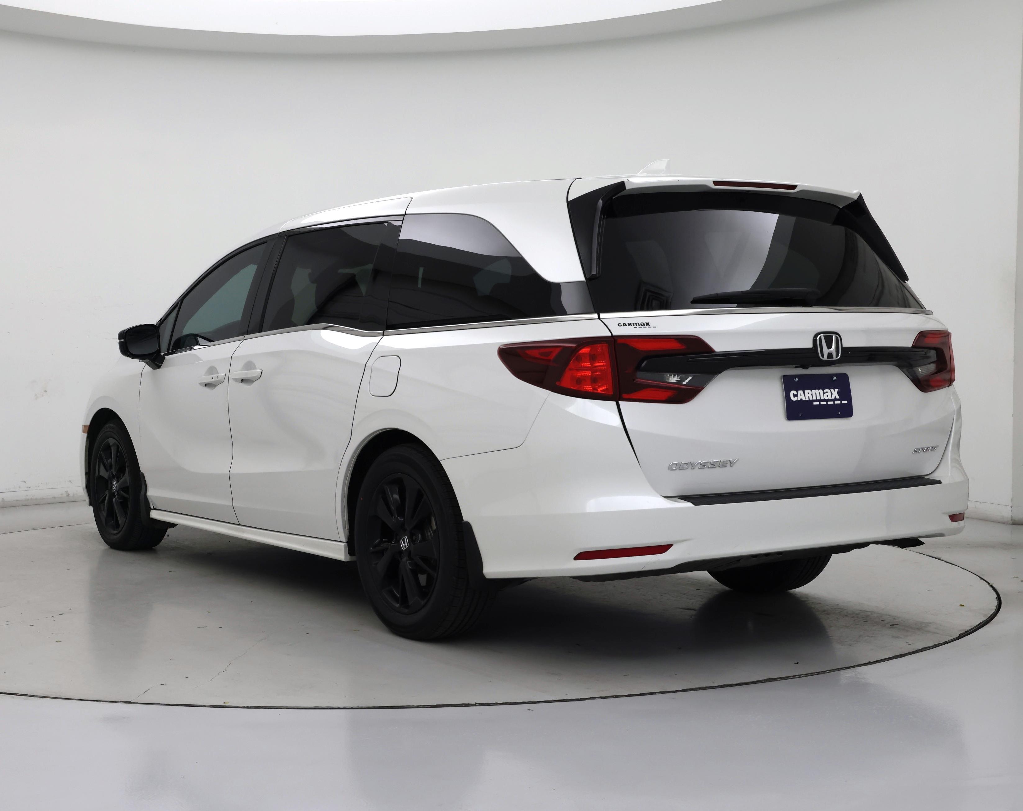 Thumbnail: 2023 Honda Odyssey - 2